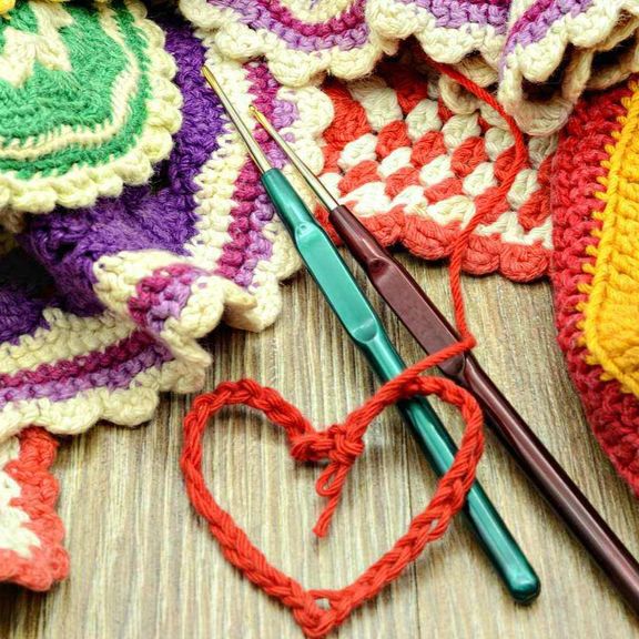 Girl Sweater Magda's Crochets