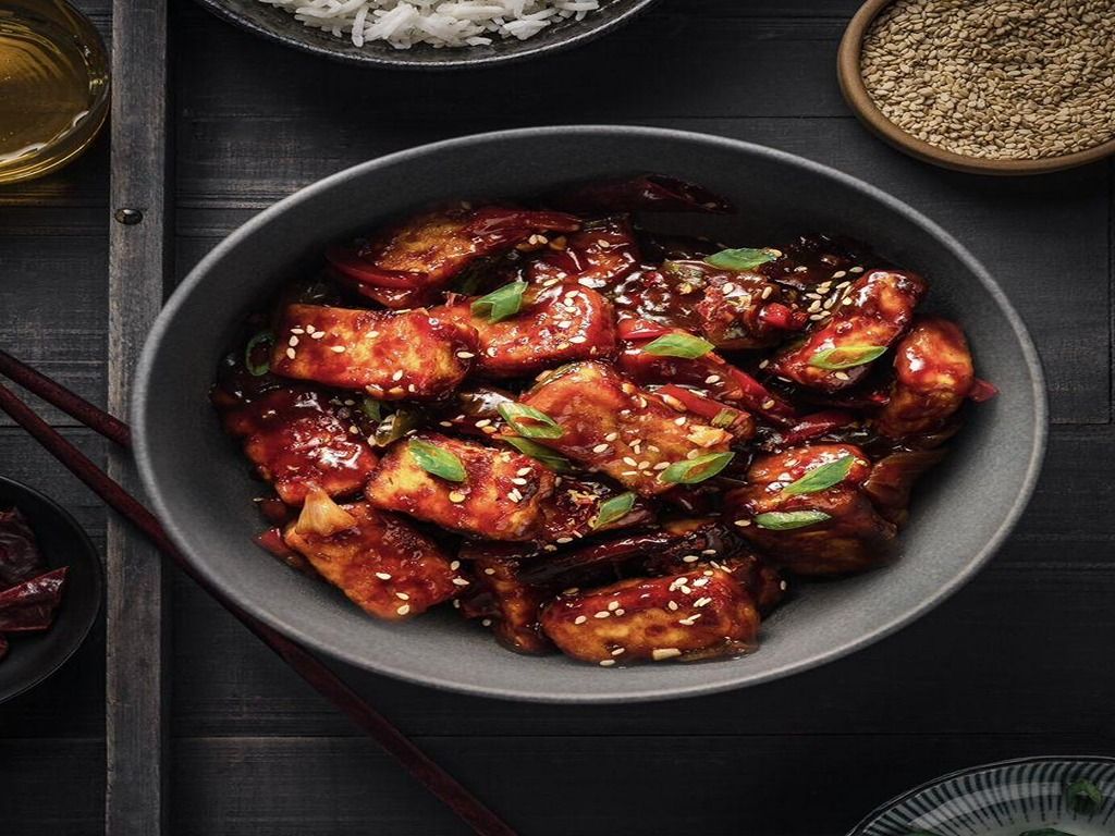 Fiery Chilli Paneer Tray.
