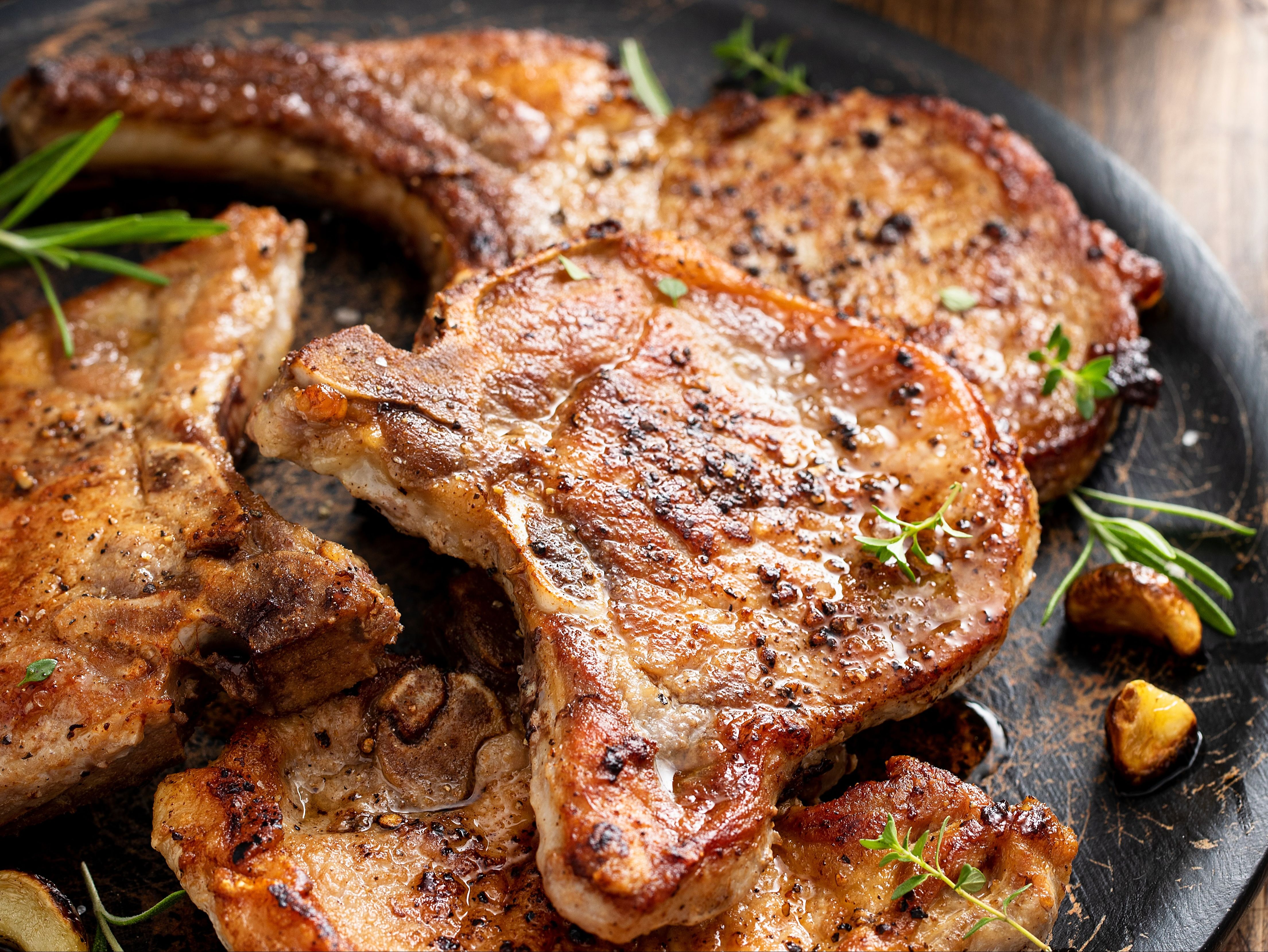 Lunch De Chuleta 1pc ( Grilled Pork Chops Lunch Special)