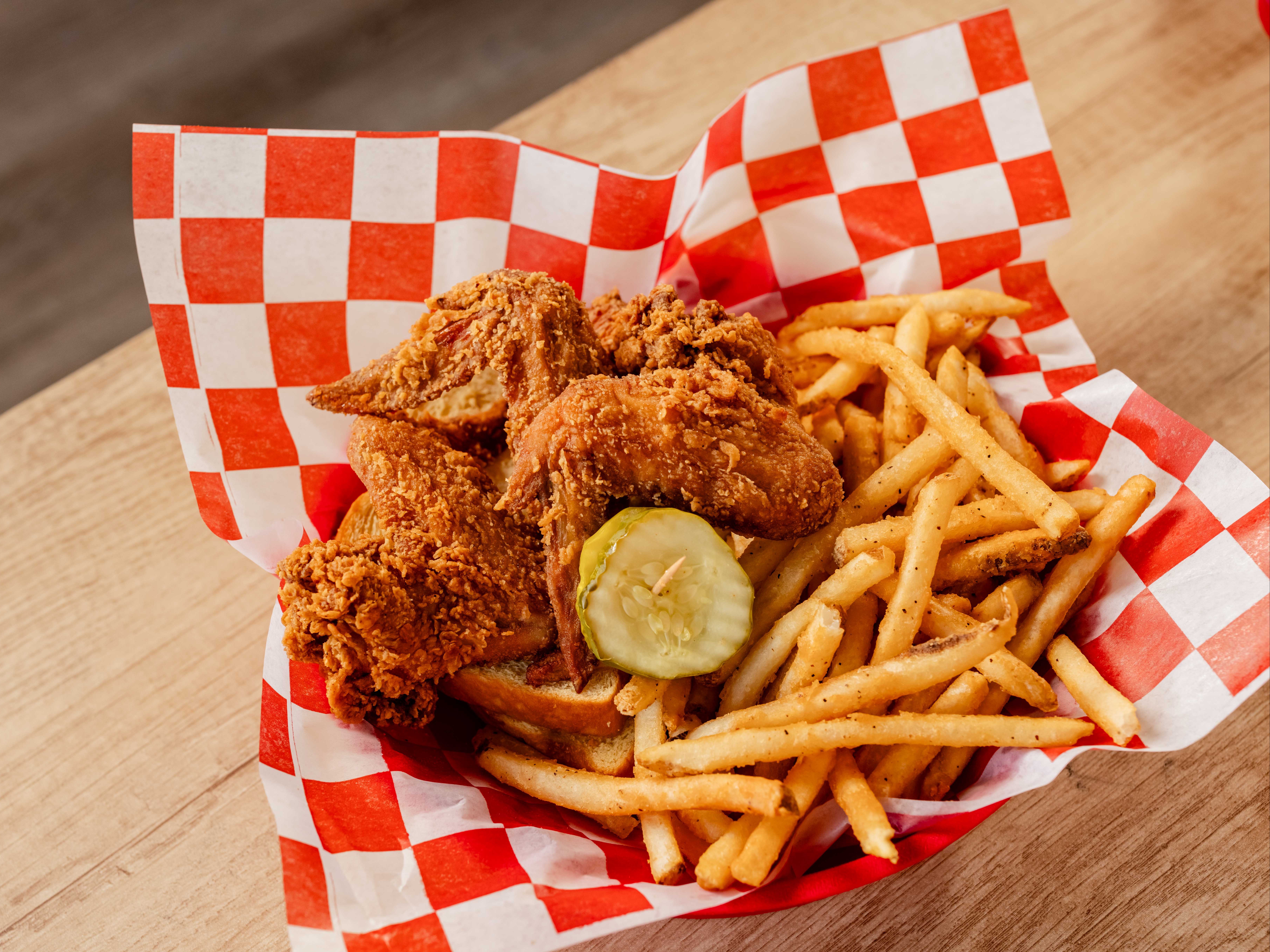 3 Piece Wing Basket.