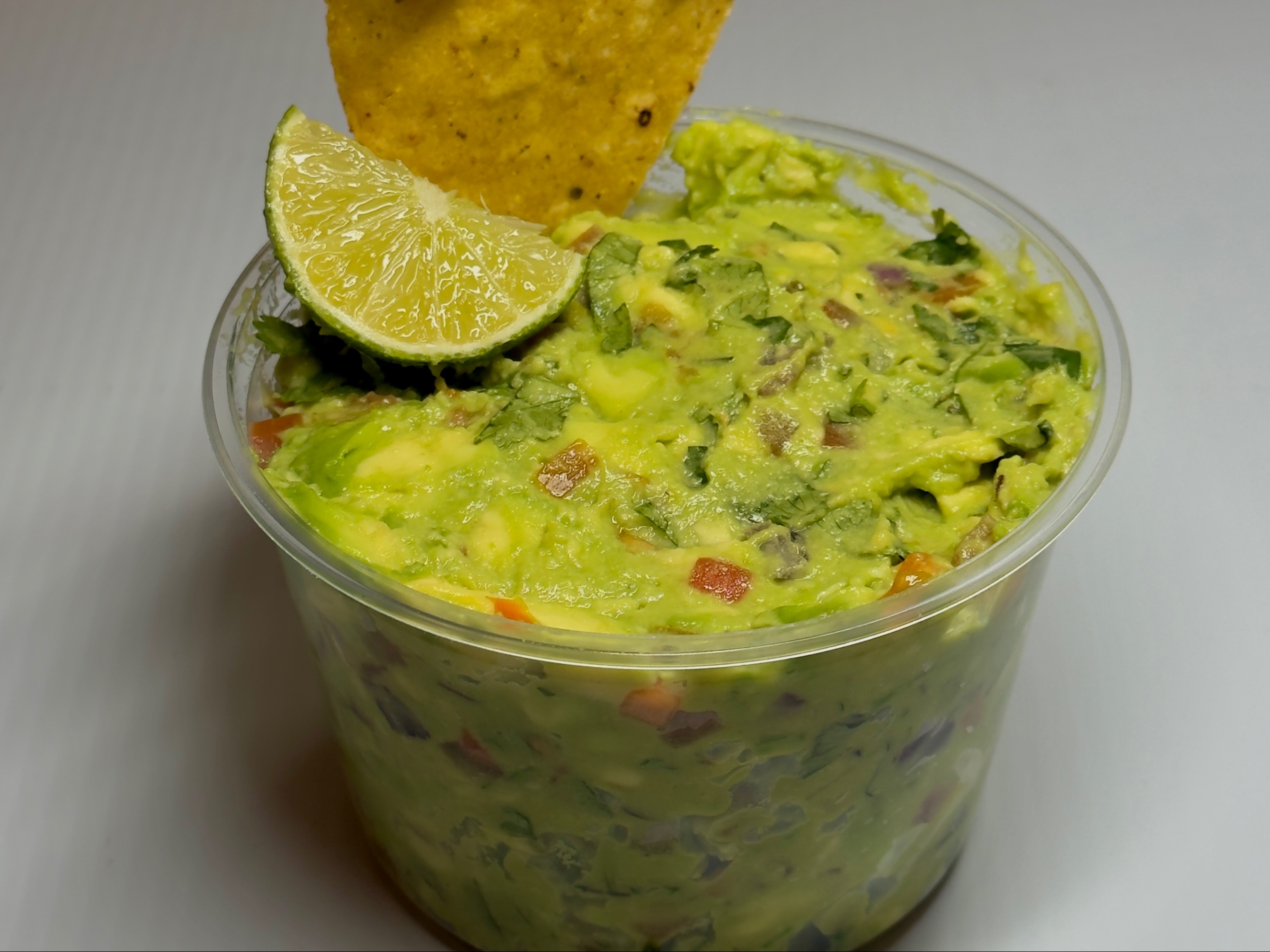 GUACAMOLE 16oz