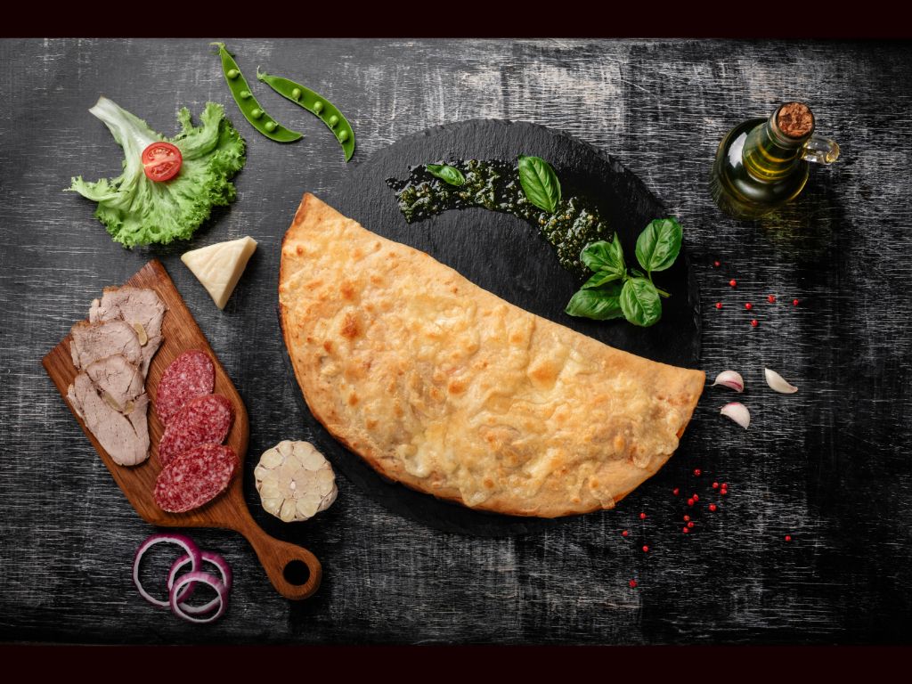 Lg Calzone