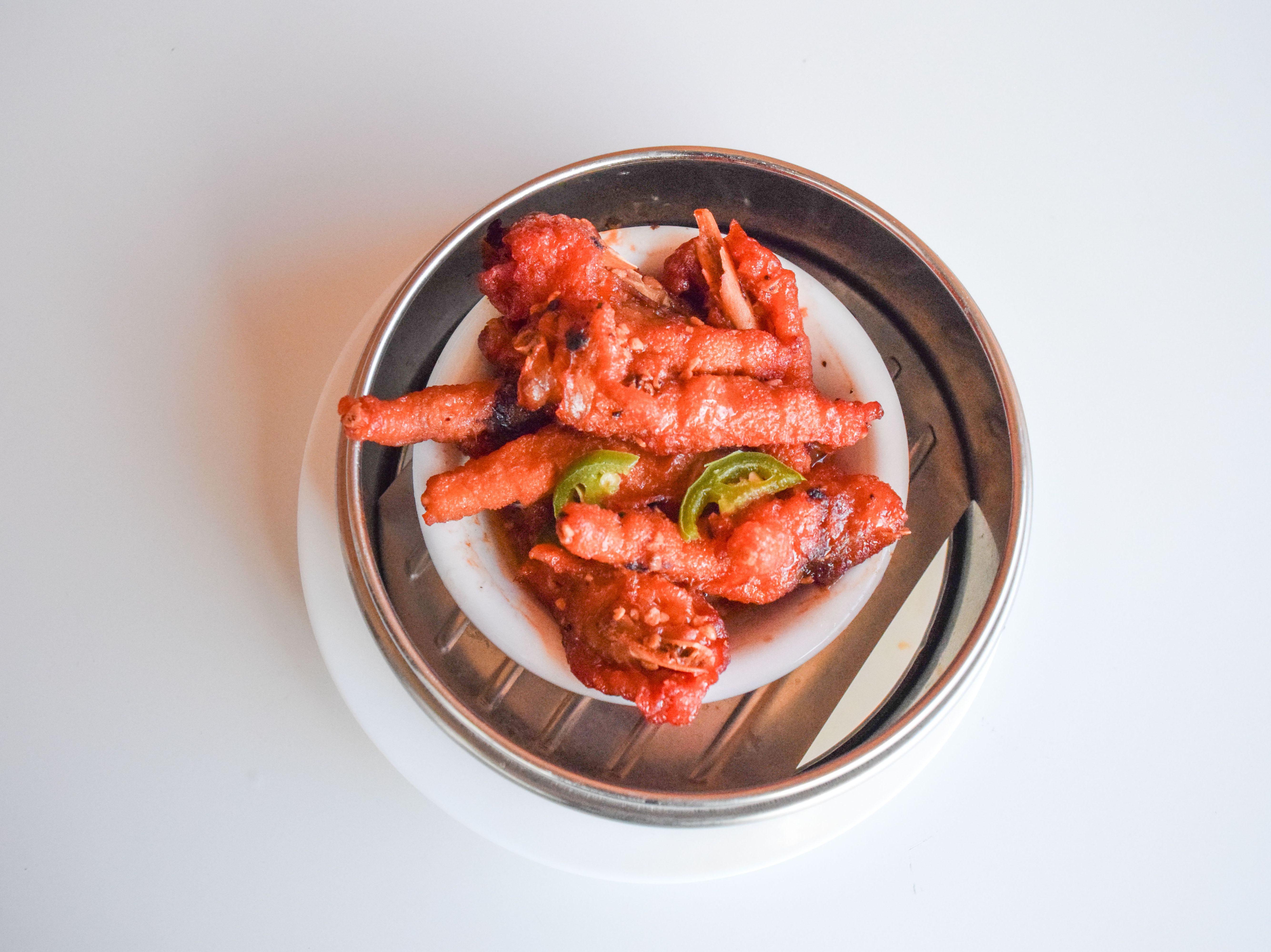 Steamed Chicken Feet (Chân Gà).