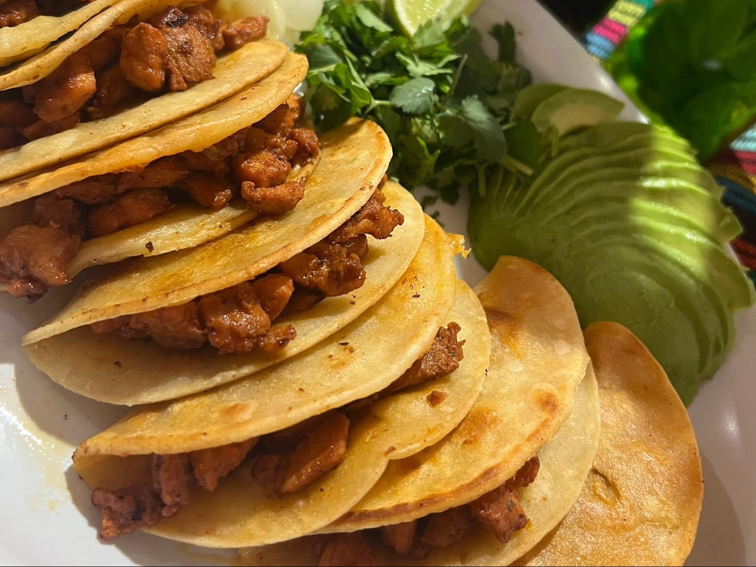 JUEVES - Tacos al Pastor 2x1