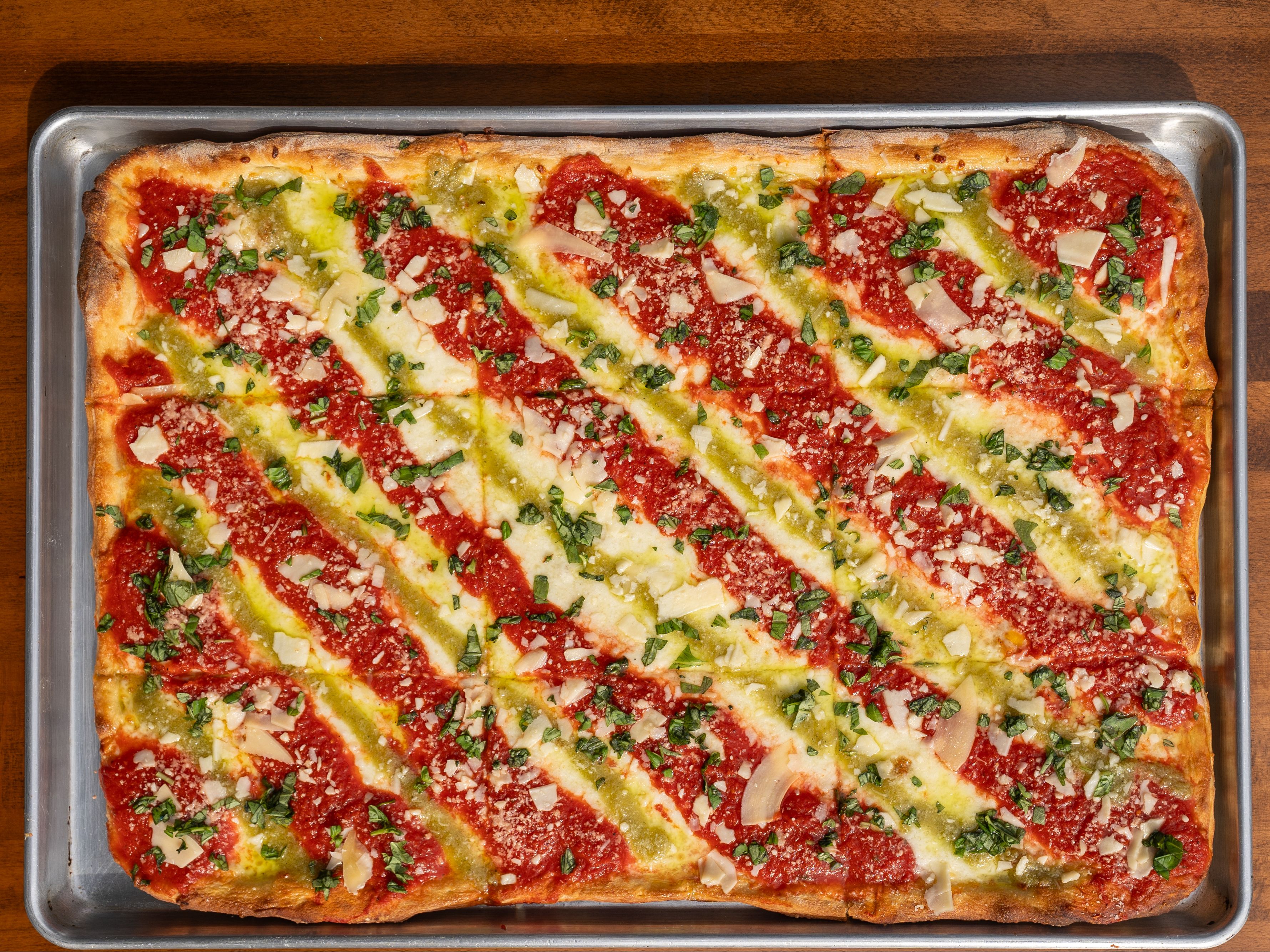 Grandma Pizza (1/2 TRAY).