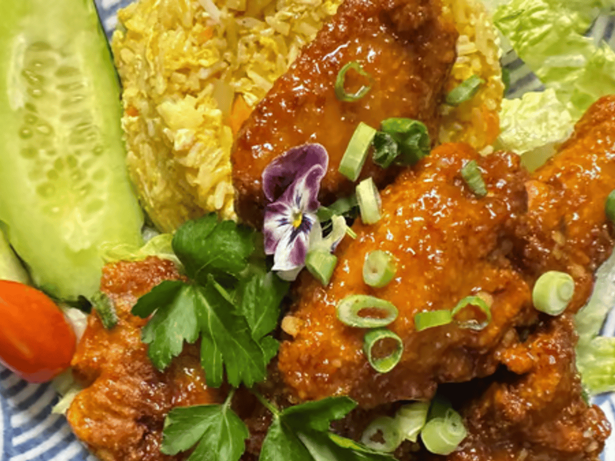 Diva Honey Wings.