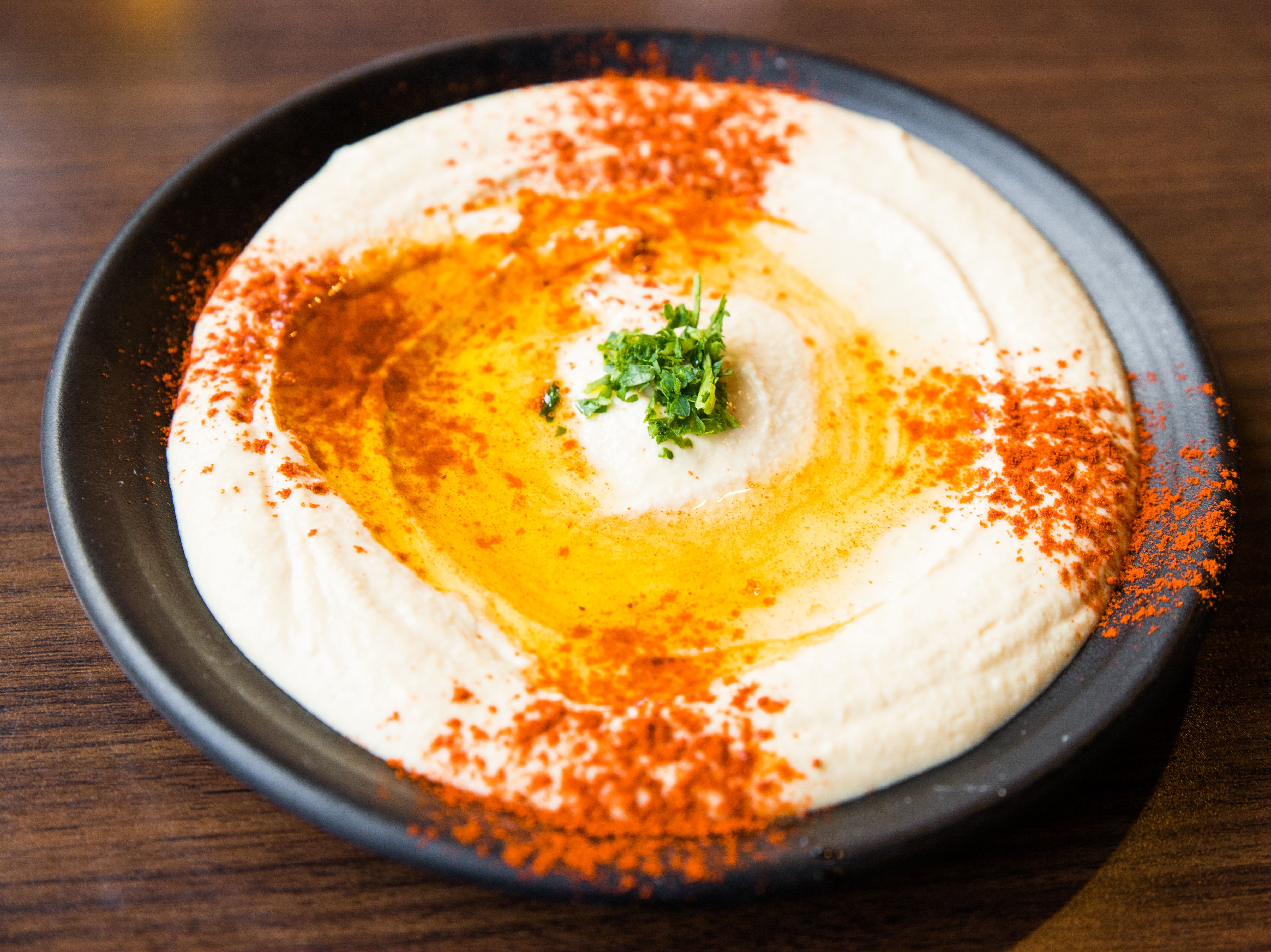 Hummus w/Beef.