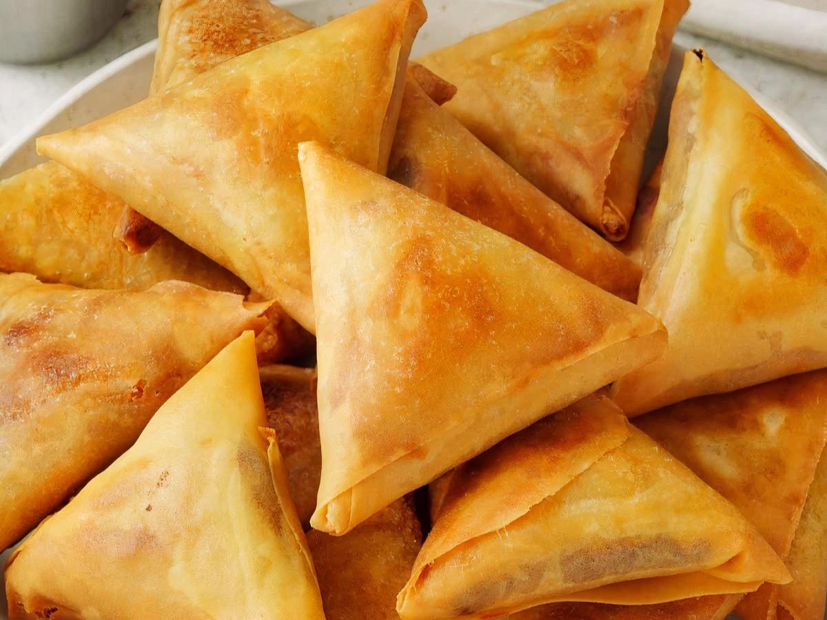 Vegetable Samosa.