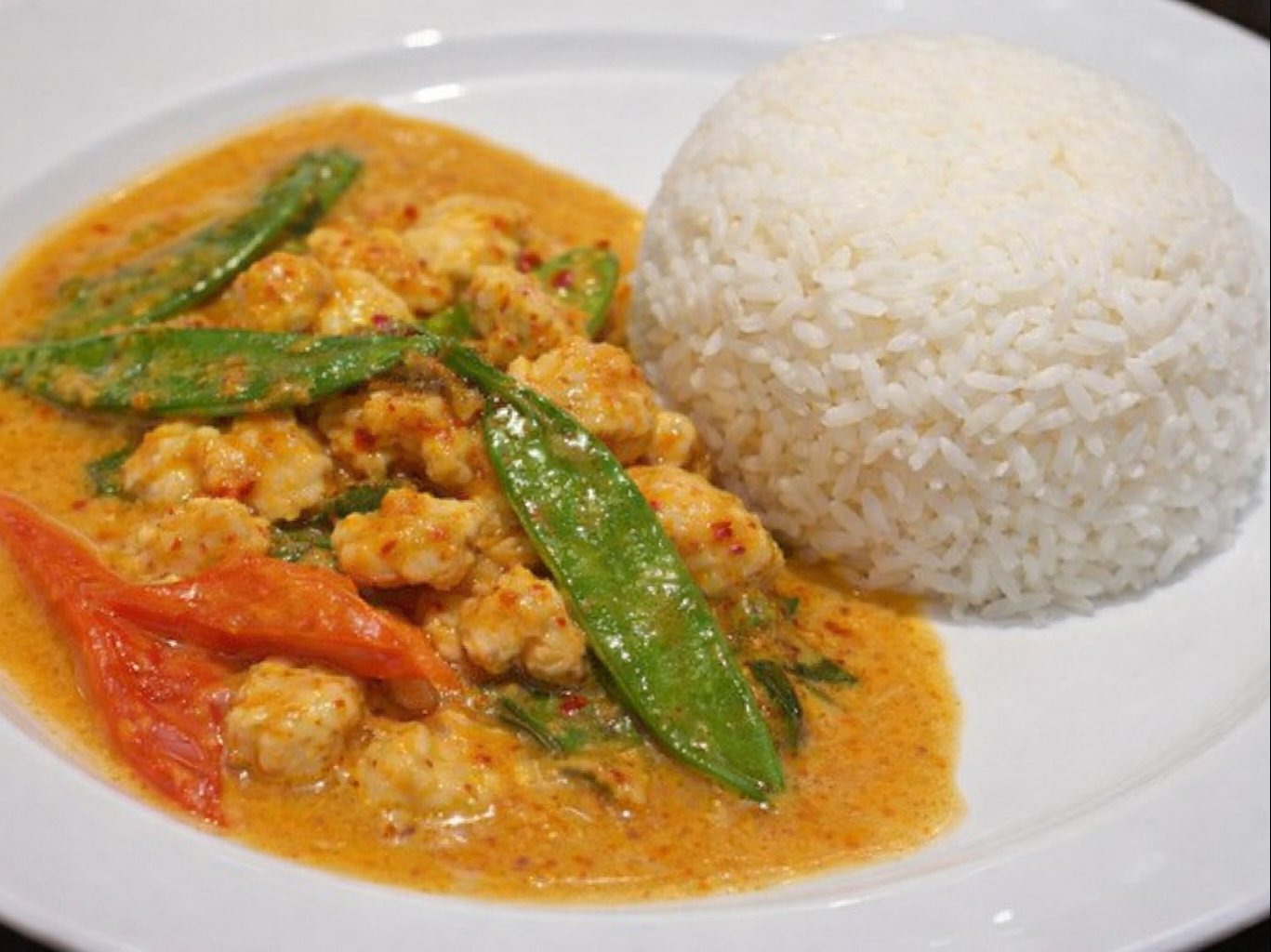 Panang Curry (L).
