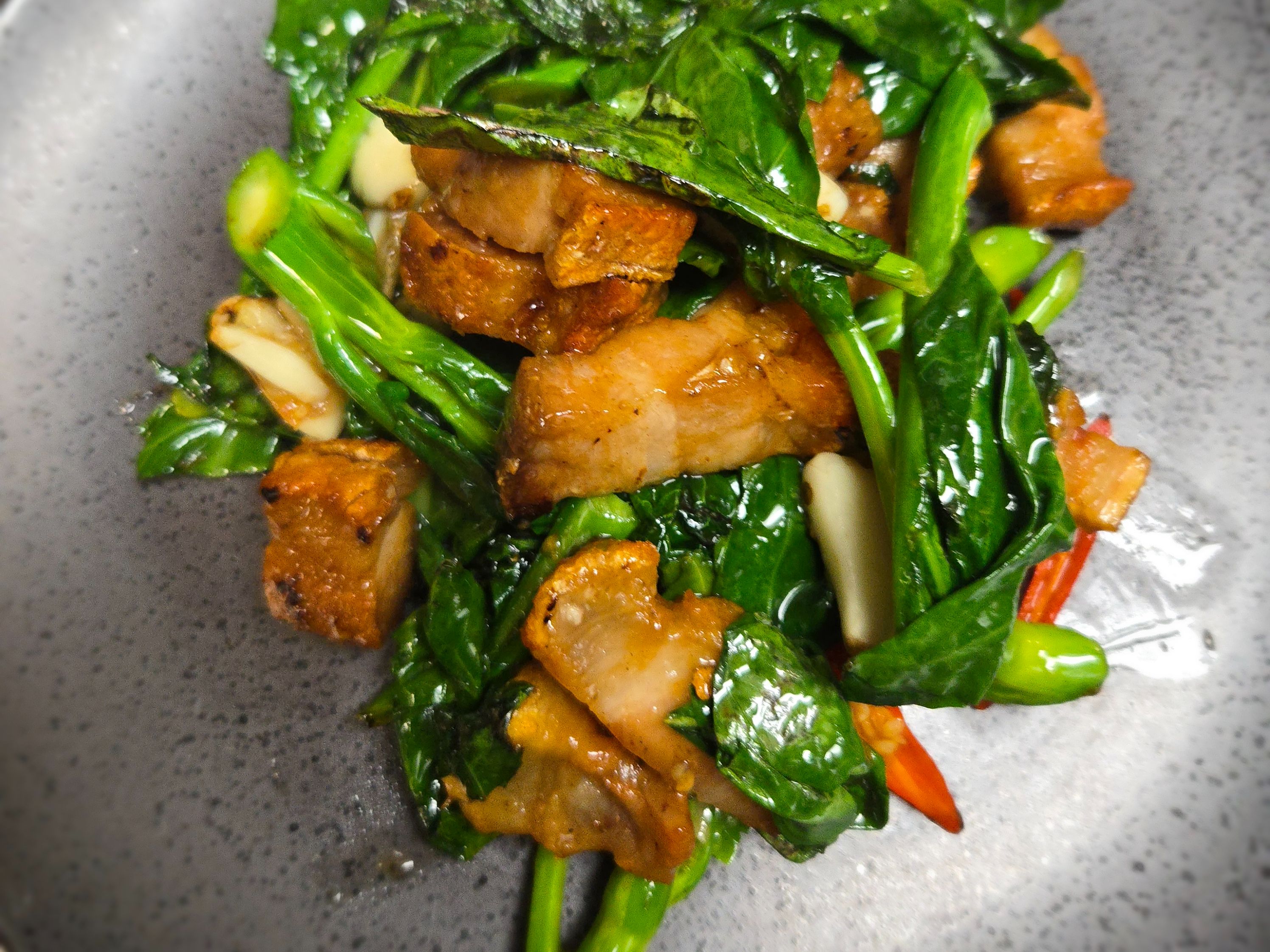 Stir Fried Gailan with Crispy Pork Belly (Pad Kana Moo Krob).