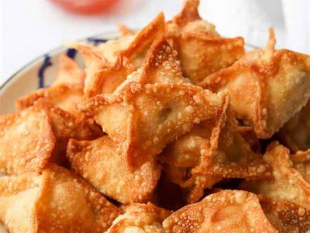 Crab Rangoon (6) / Cua Rangoon (6) / 蟹角（6个）.