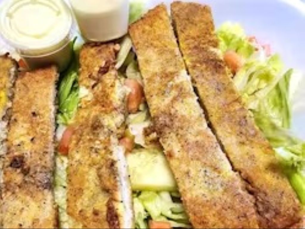 ENSALADA CON POLLO (CHICKEN SALAD).