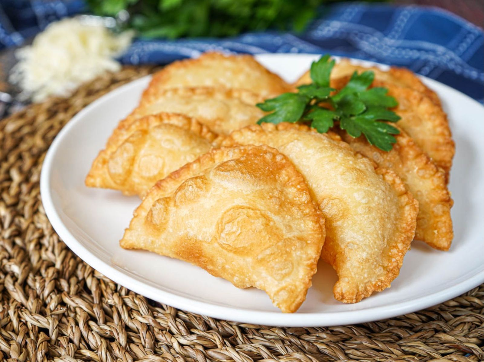 *Pastel Queijo.