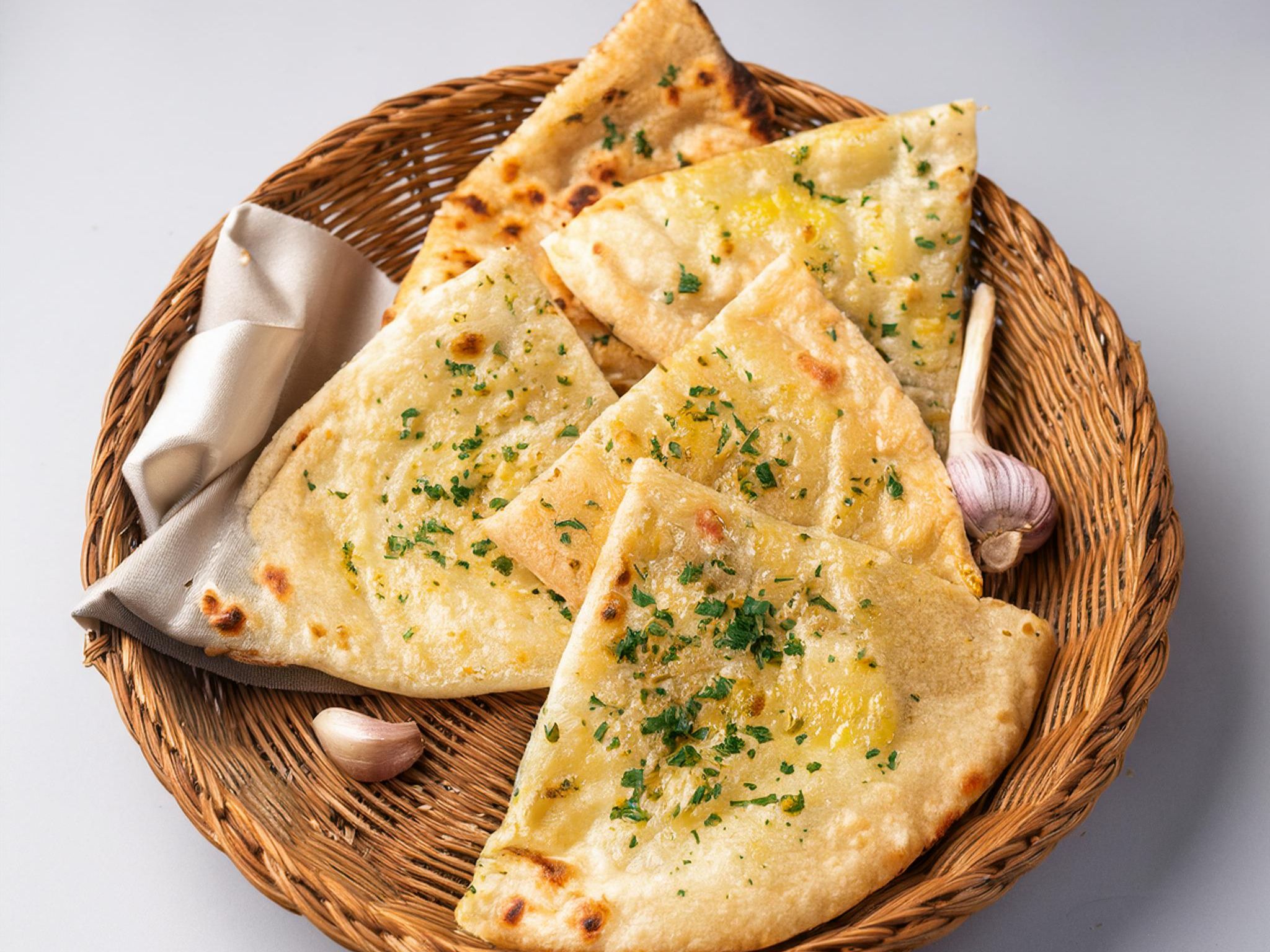 GARLIC NAAN