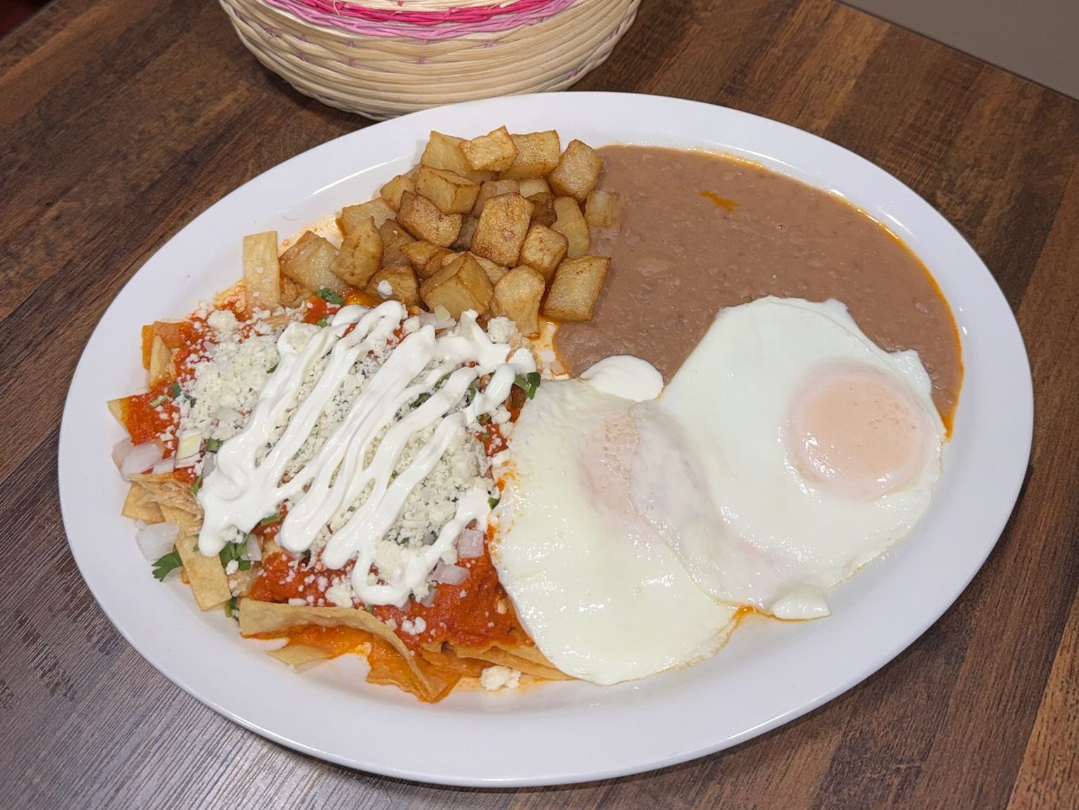 Chilaquiles Rojos Plato.