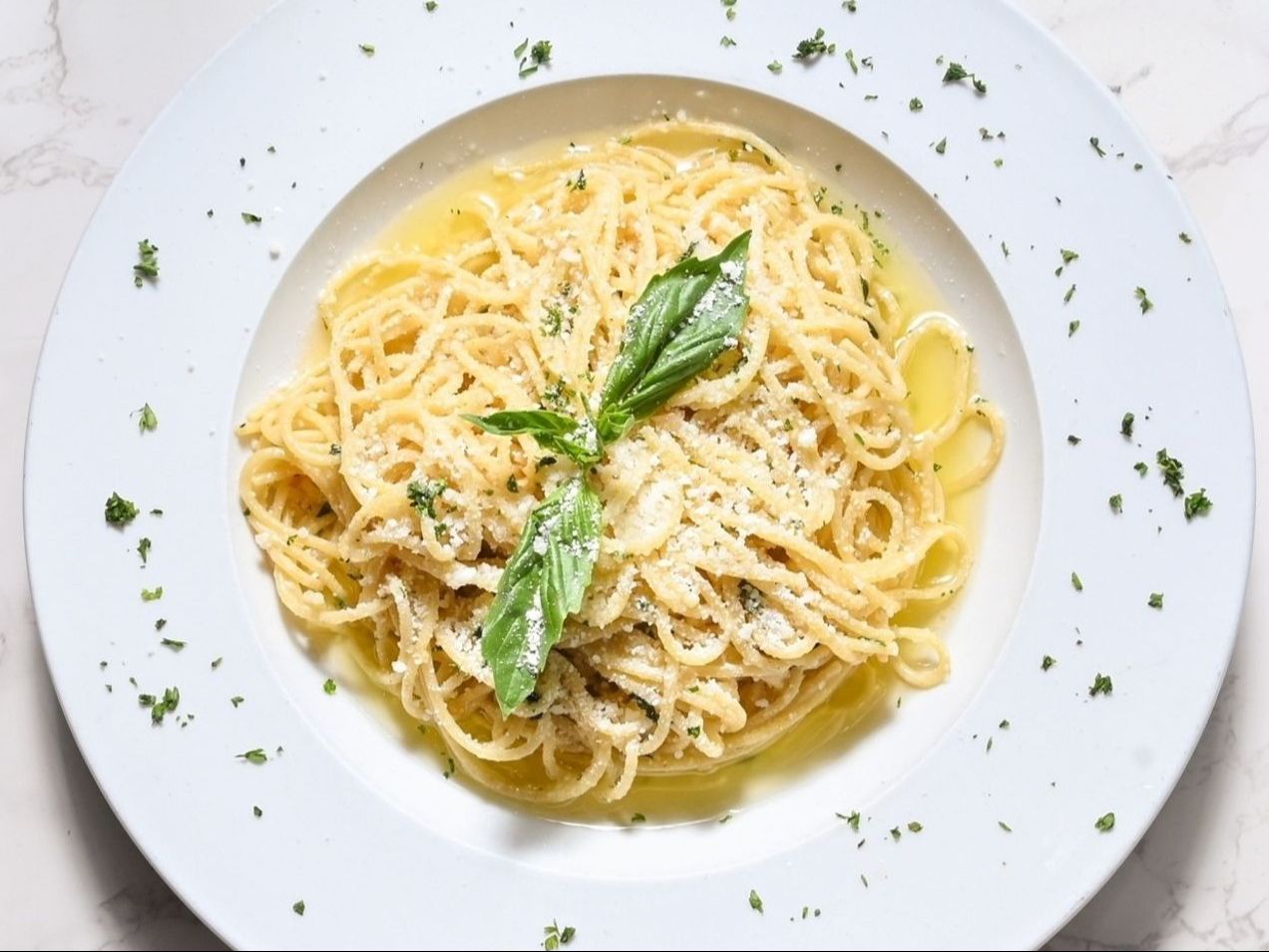 Plain Pasta W/ Garlic and Oil