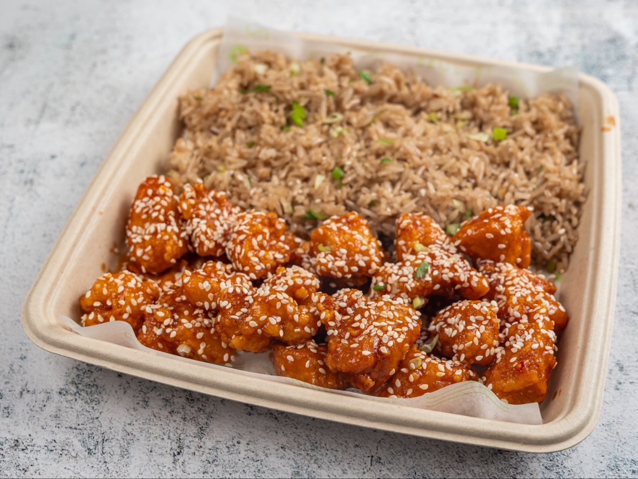 Sesame chicken Lunch Special