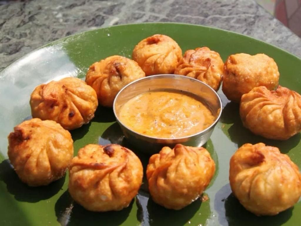 Fried Chicken Momo (DF, NF).