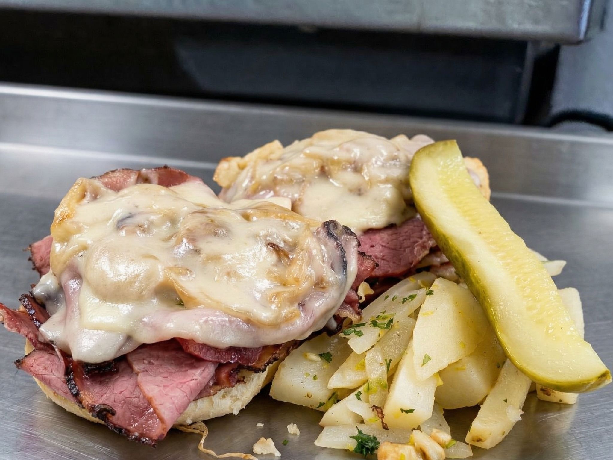 Hot Pastrami Sandwich-O