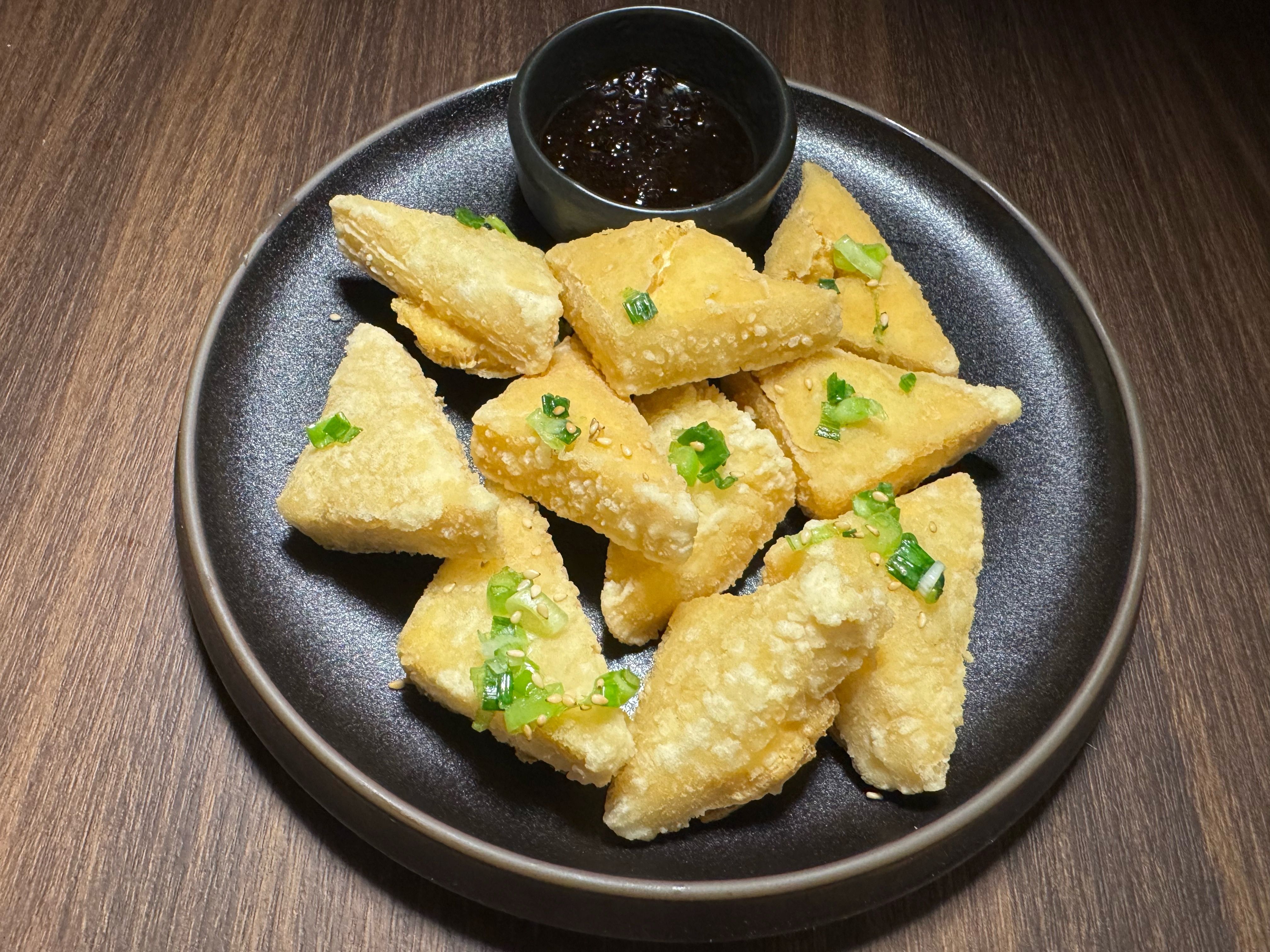 CRISPY TOFU NUGGETS.
