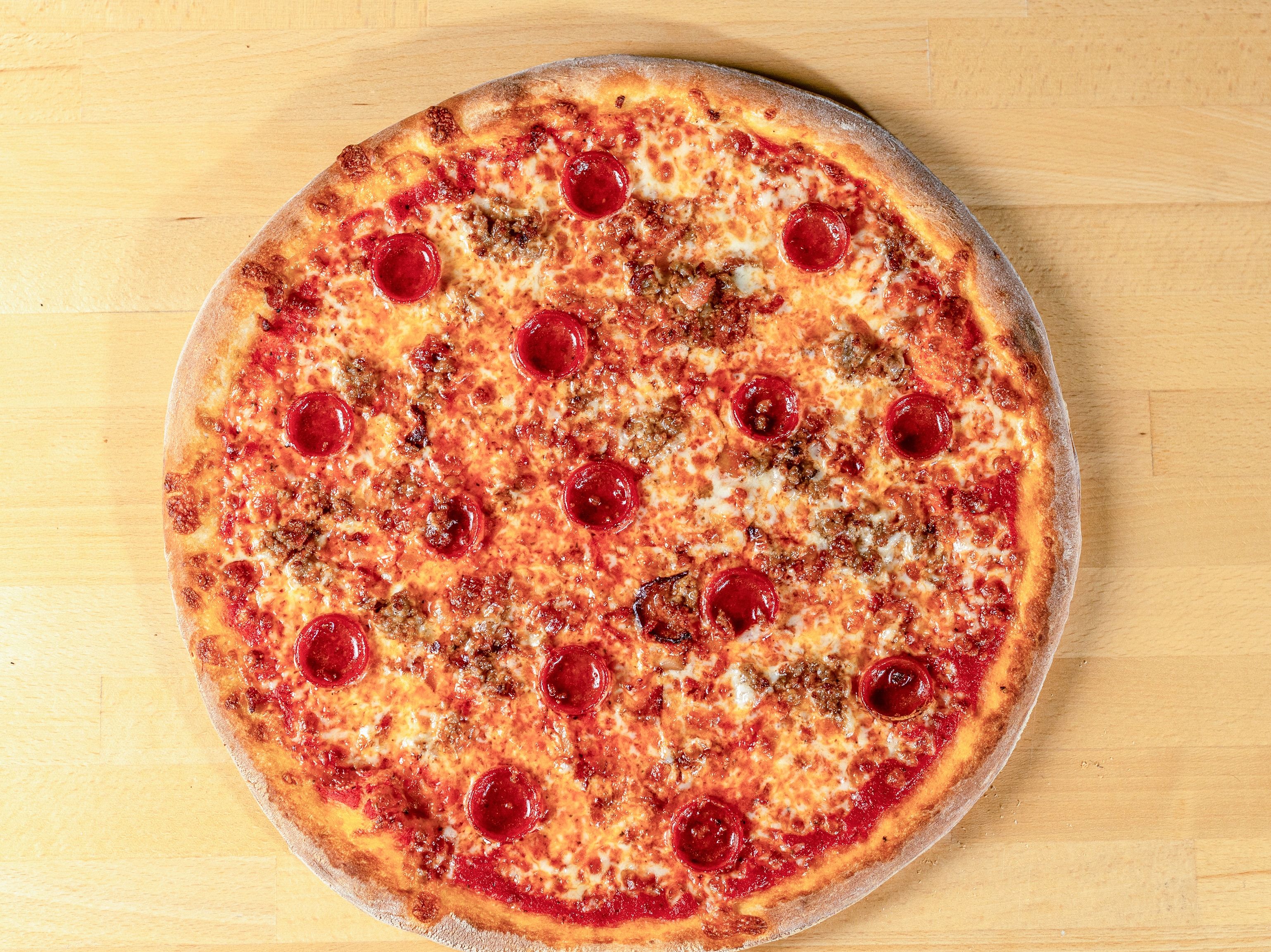 Three Pig Pizza, 10" (Personal)