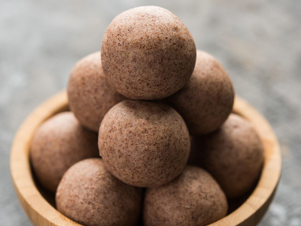 RAGI LADDO.