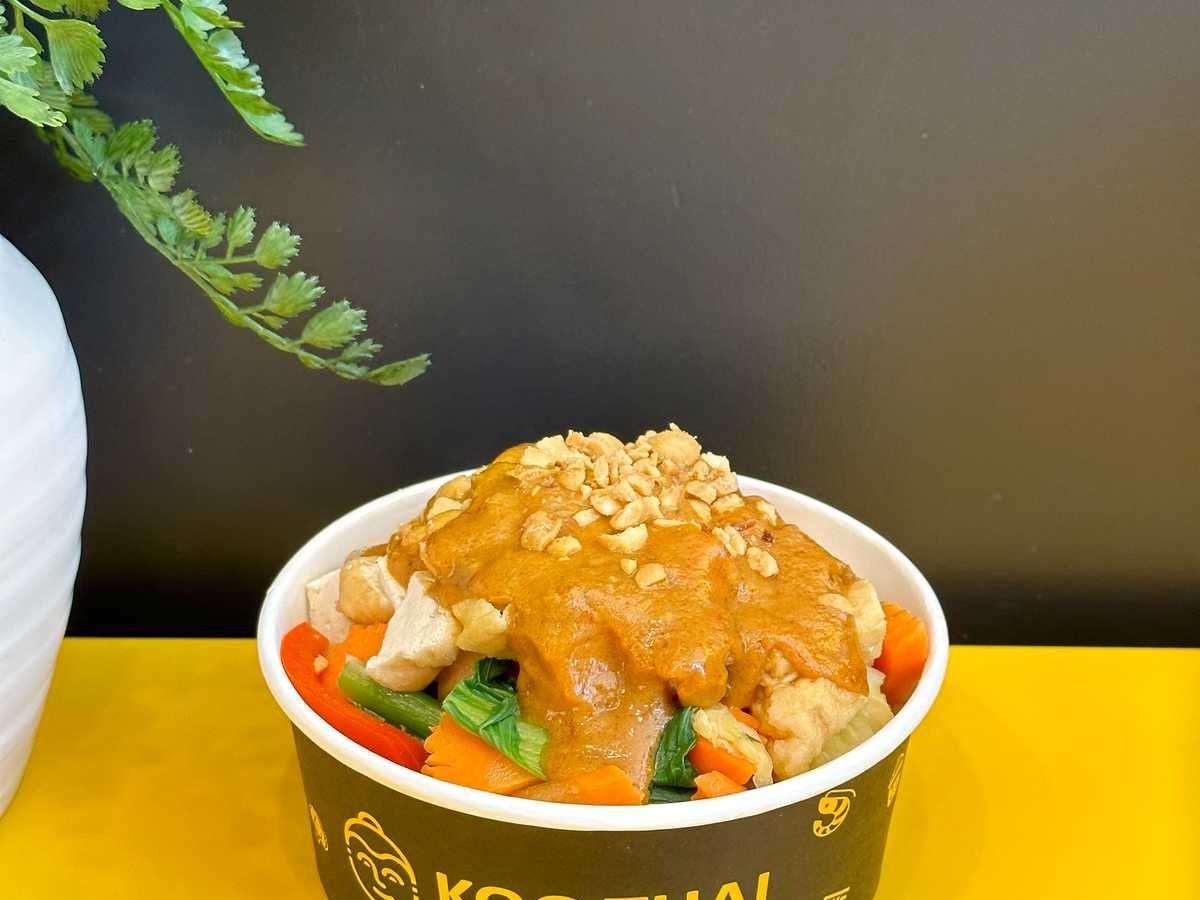 W4. Rama Peanut Sauce.