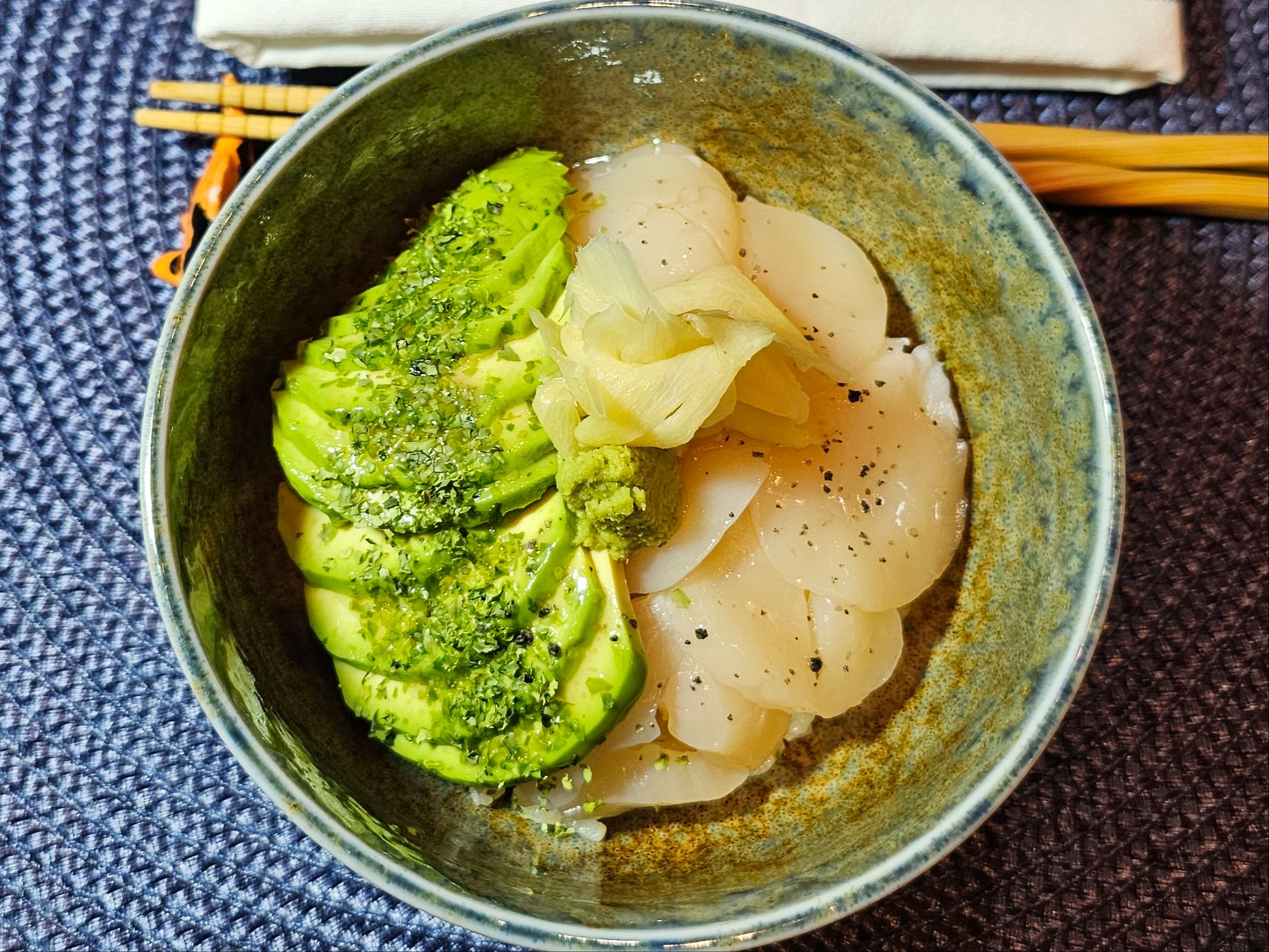Sacllop Donburi