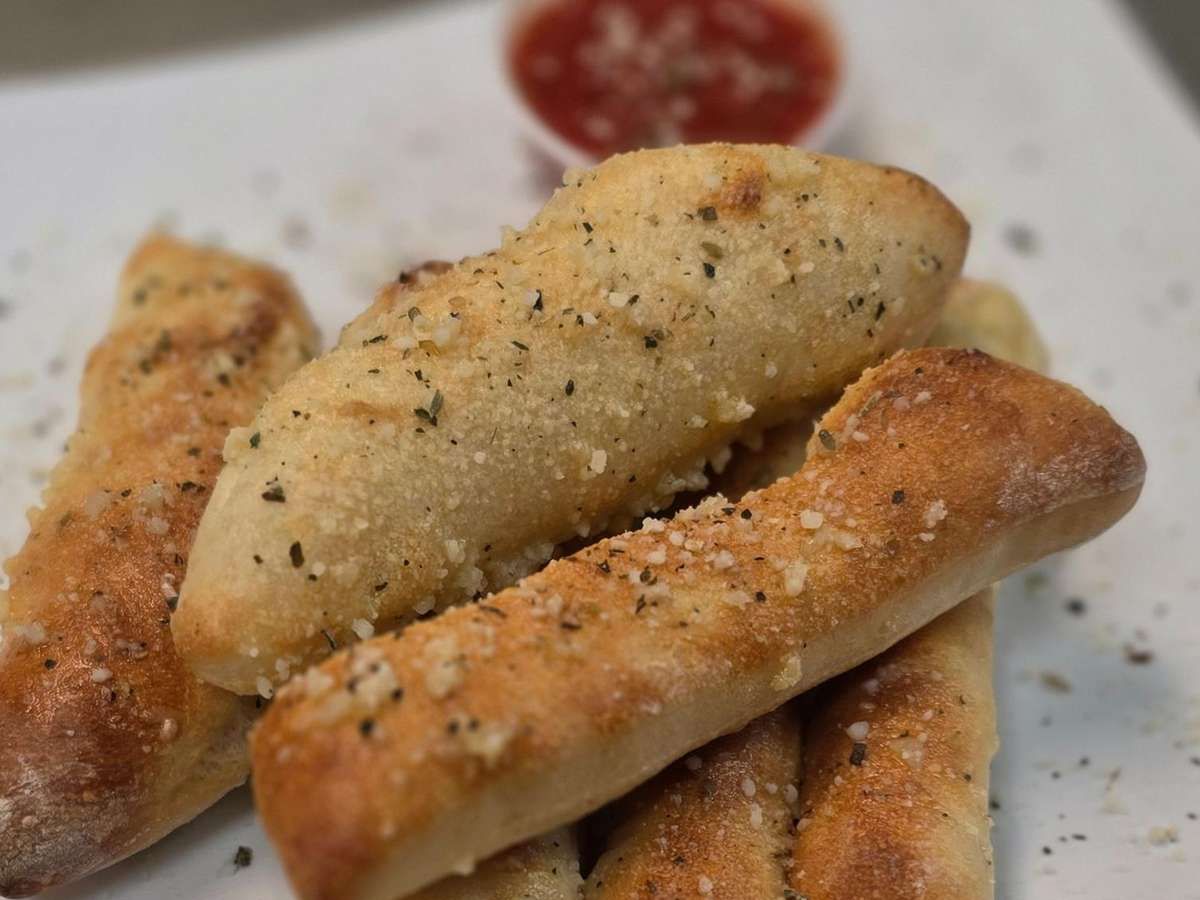6 Bread Sticks