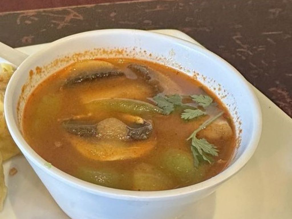 Tom Kha.