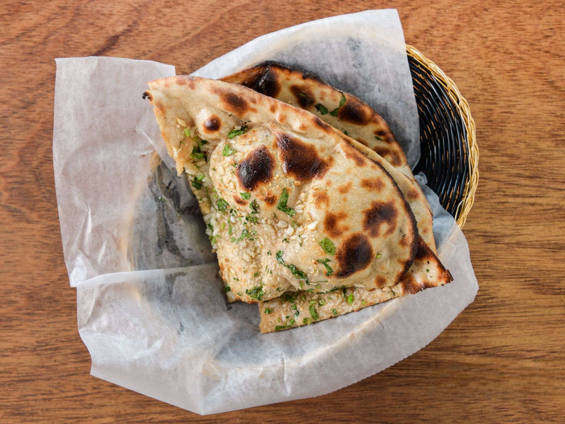 GARLIC TANDOORI ROTI.