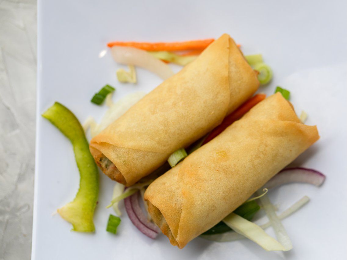 Veggie Spring Rolls (2pc).