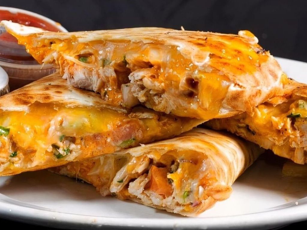 yo mommas buff queso