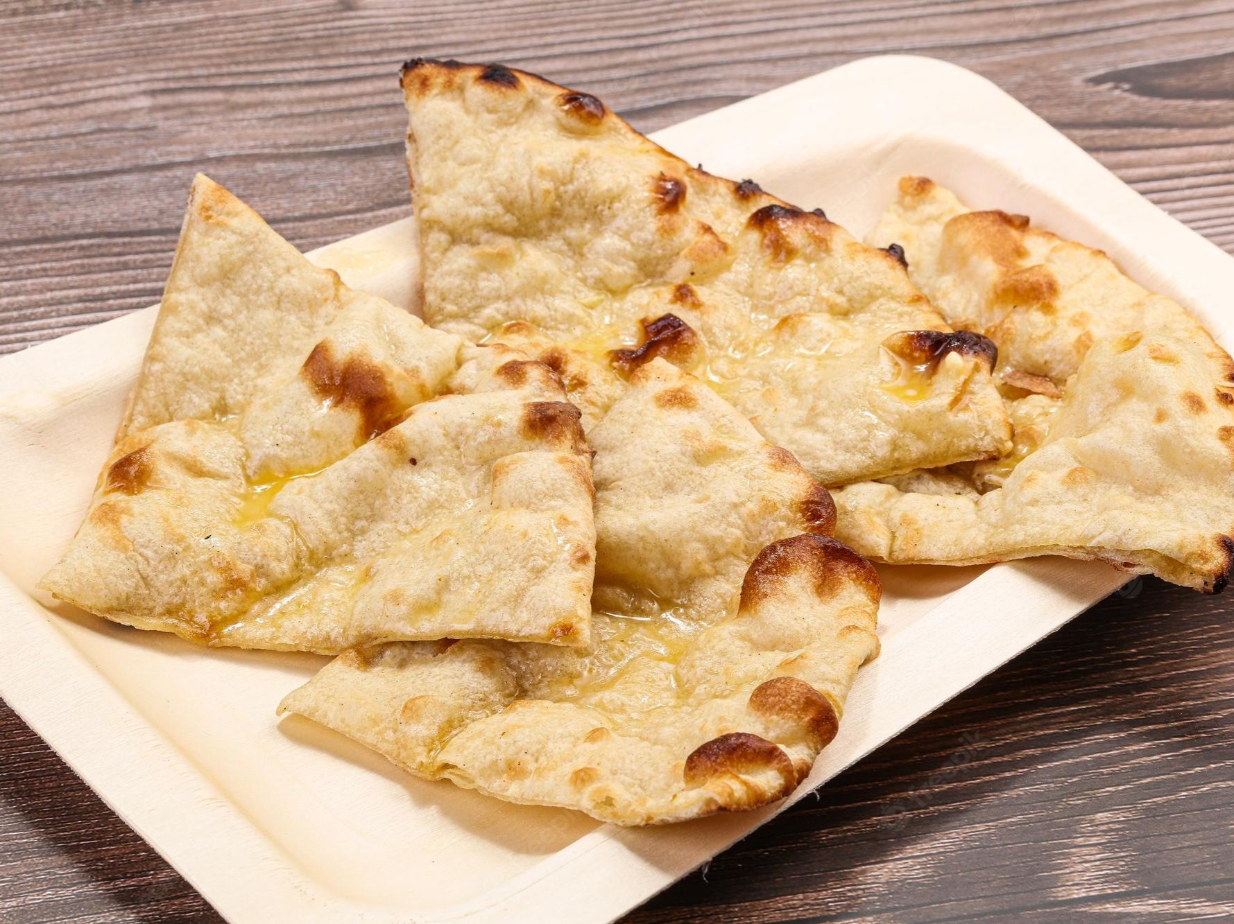 BUTTER NAAN.
