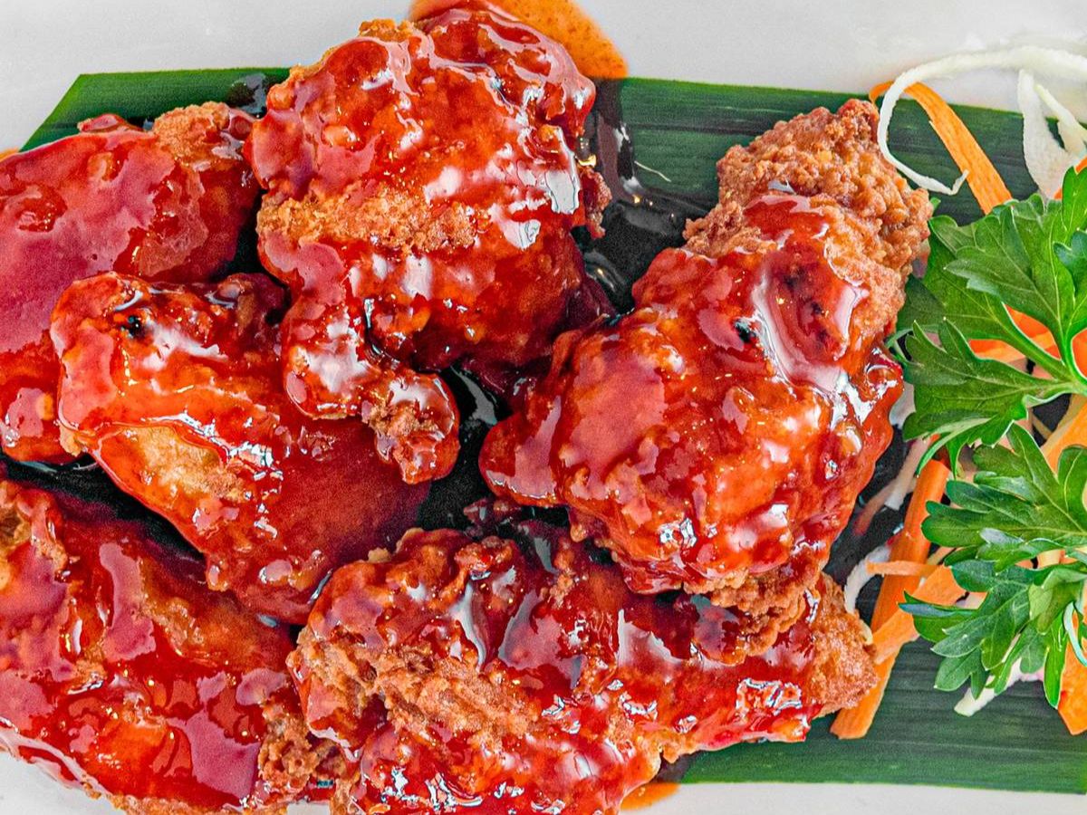Fried Chicken Wings.
