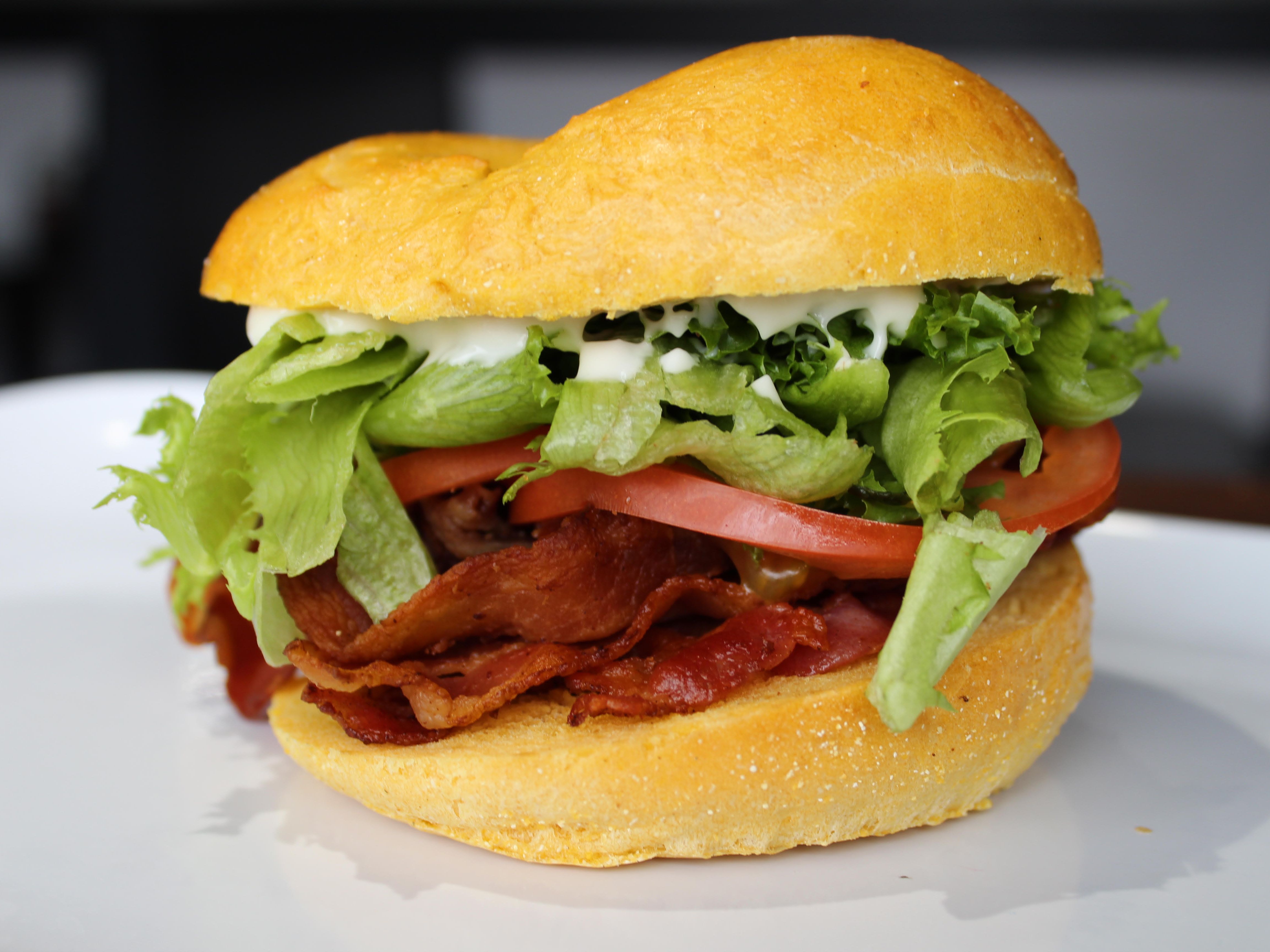 Nicoli BLT.