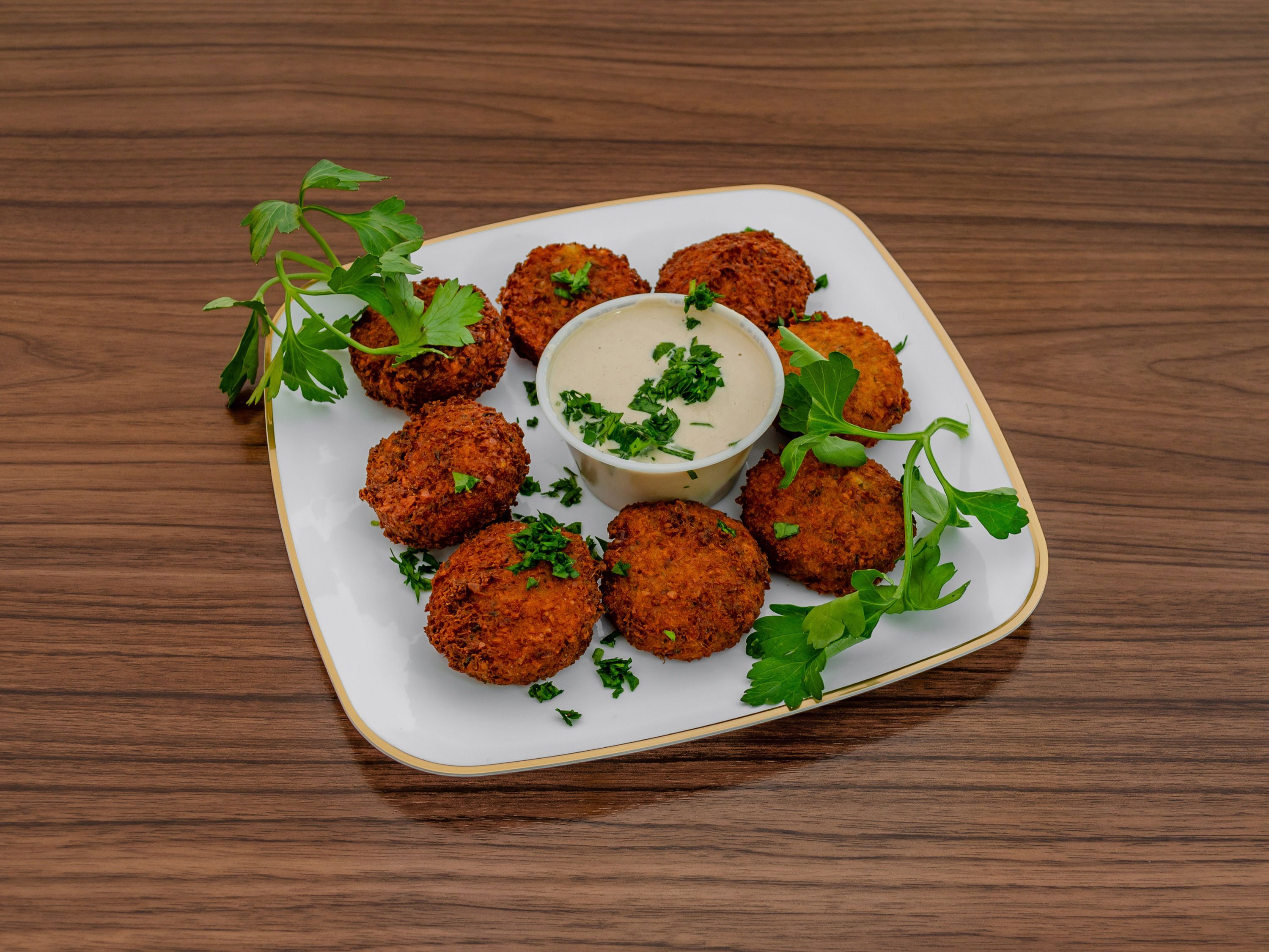 Falafel Plate (7 Pcs).