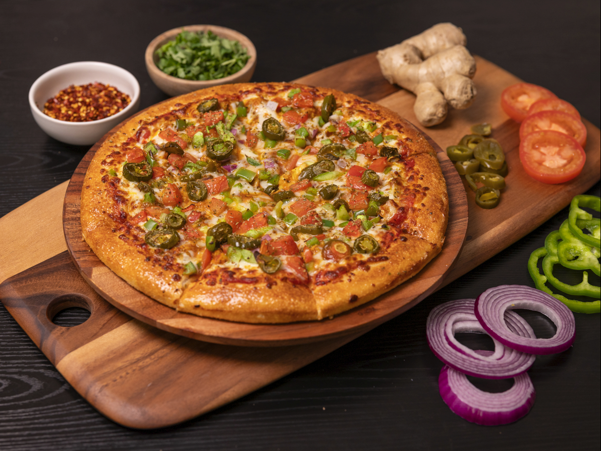 Karahi Chicken Pizza.