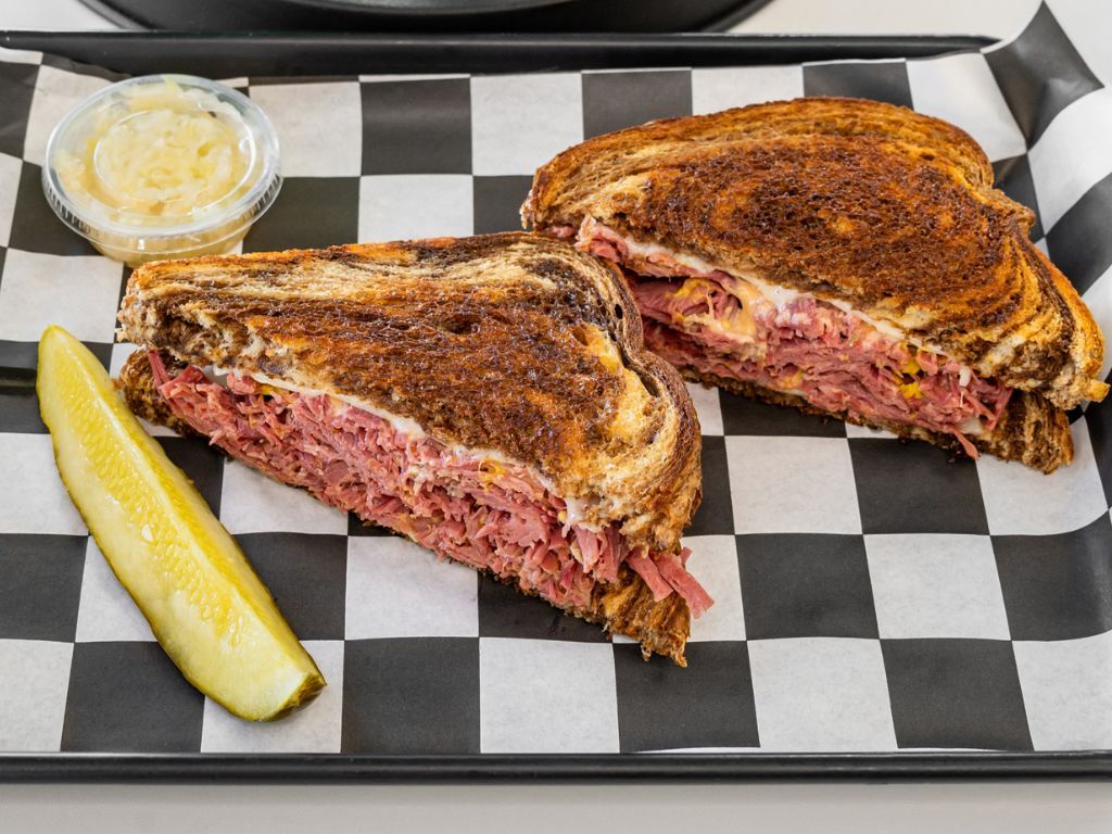 CORNED BEEF SANDWICH