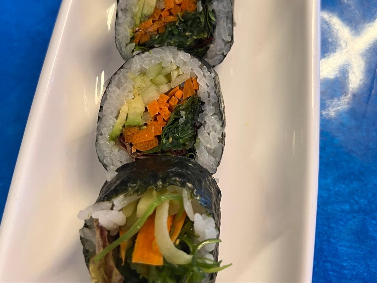 186/ Veggie Roll (Rice Paper).