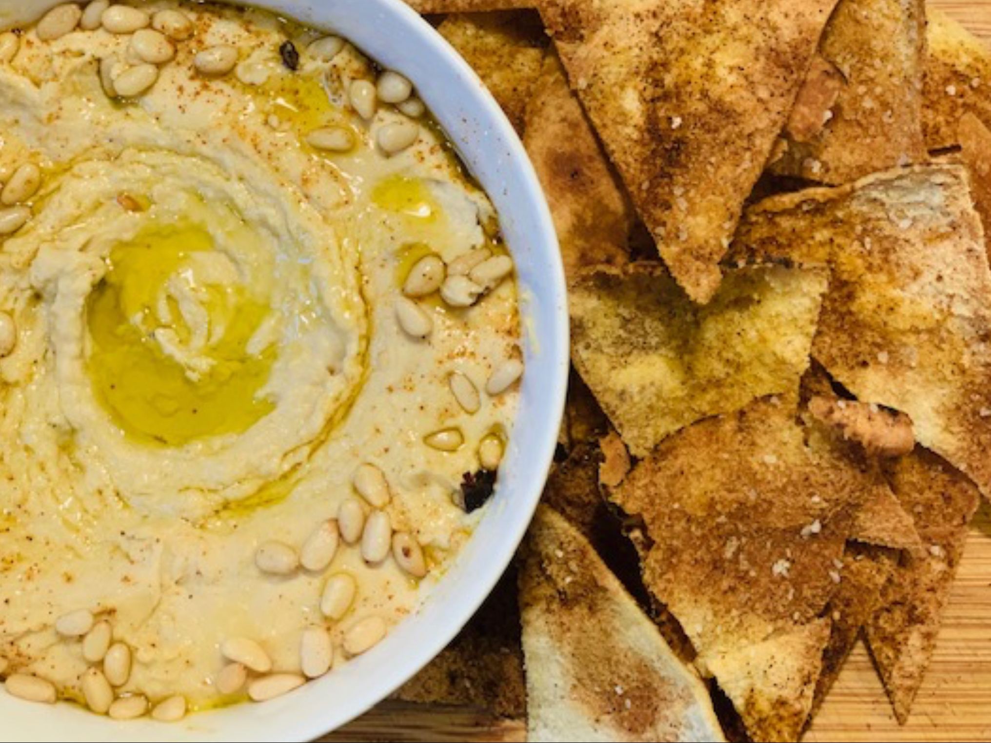 Regular Hummus/bread