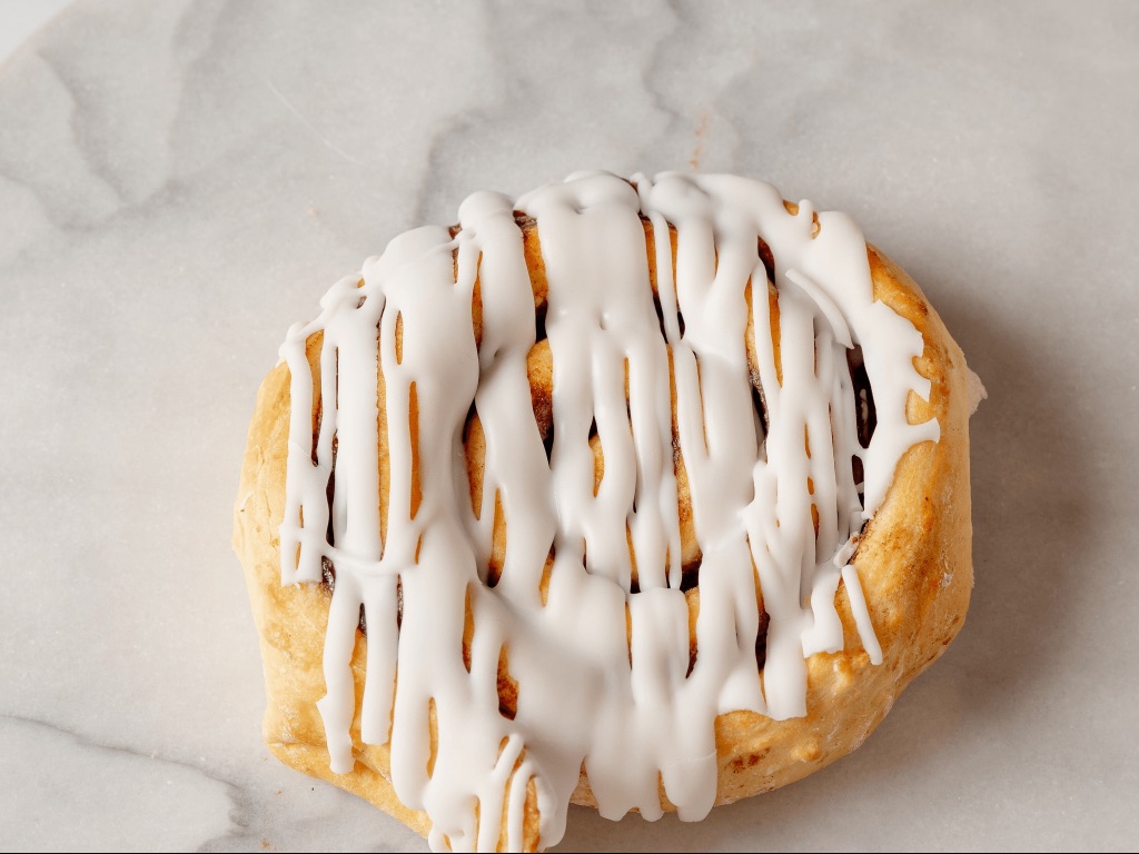 CINNAMON ROLL.