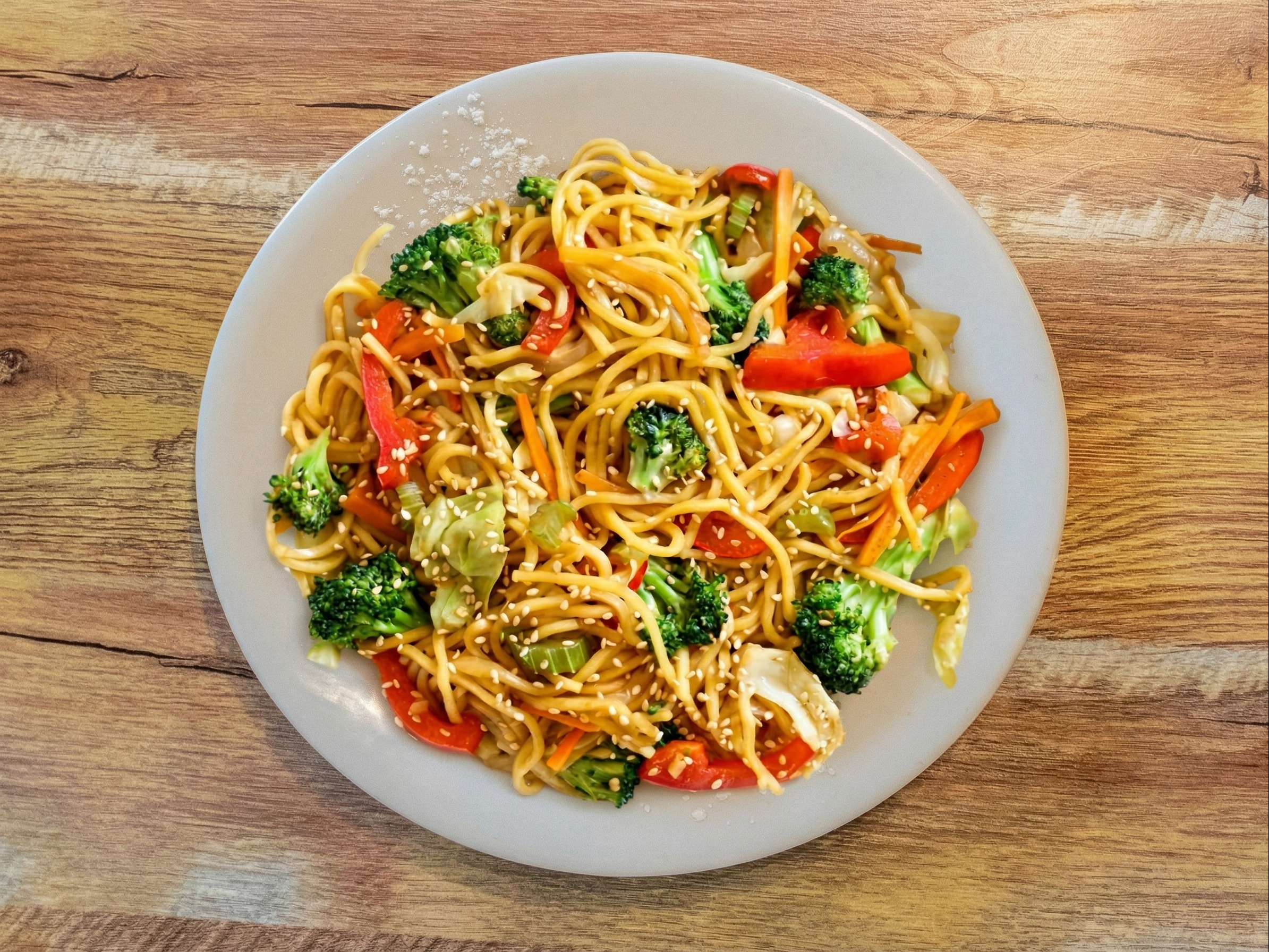 VEG. CHOW MEIN