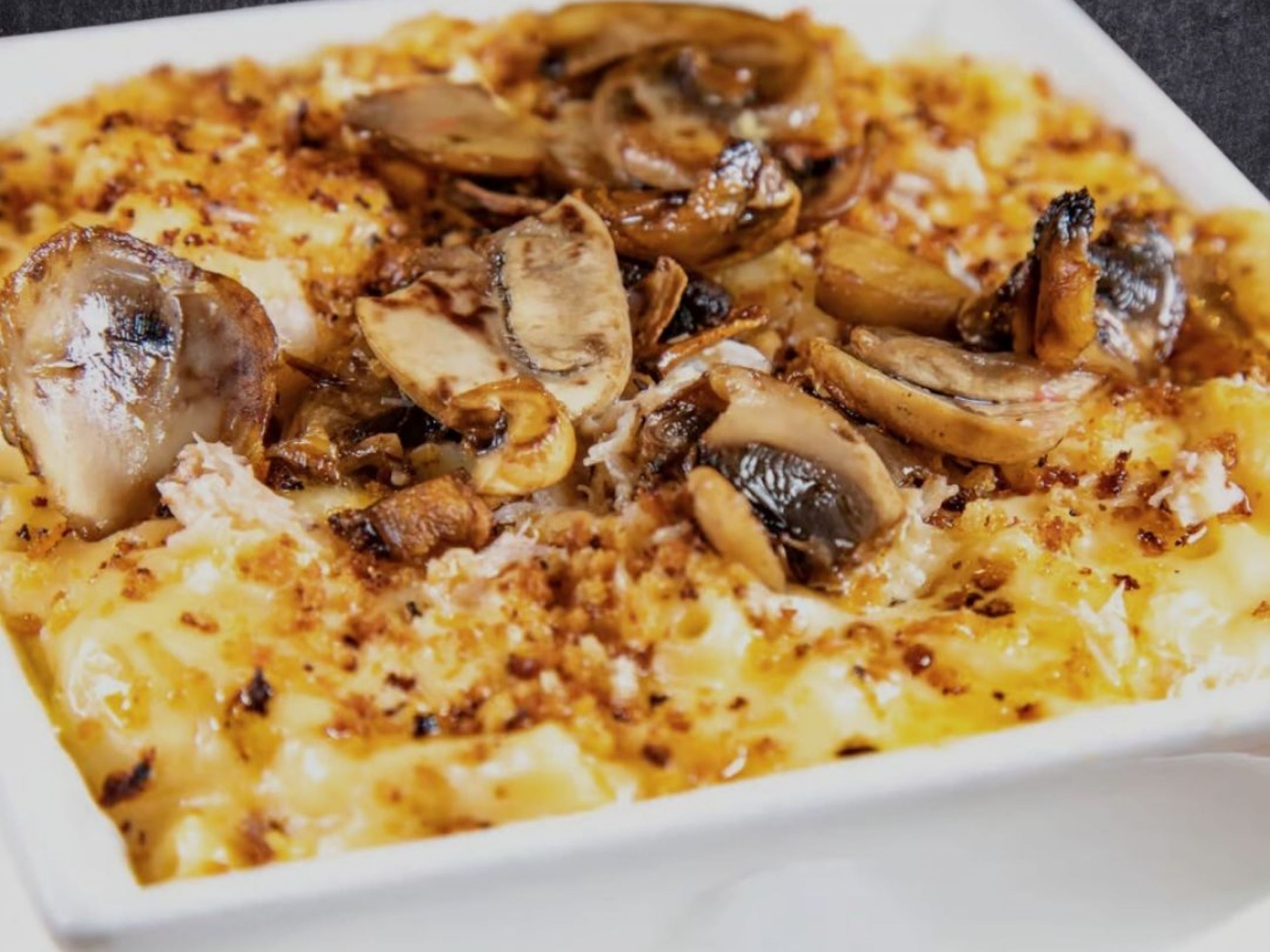 White Truffle Mushroom Mac & Cheese (C).