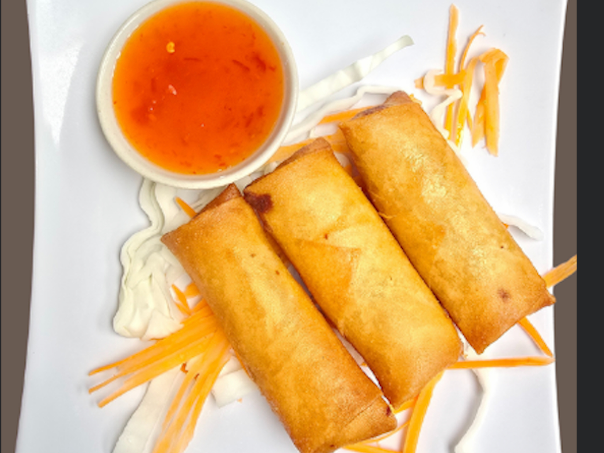 Pork spring roll (3pcs) ဝက်သားကော်ပြန့်လိပ်.
