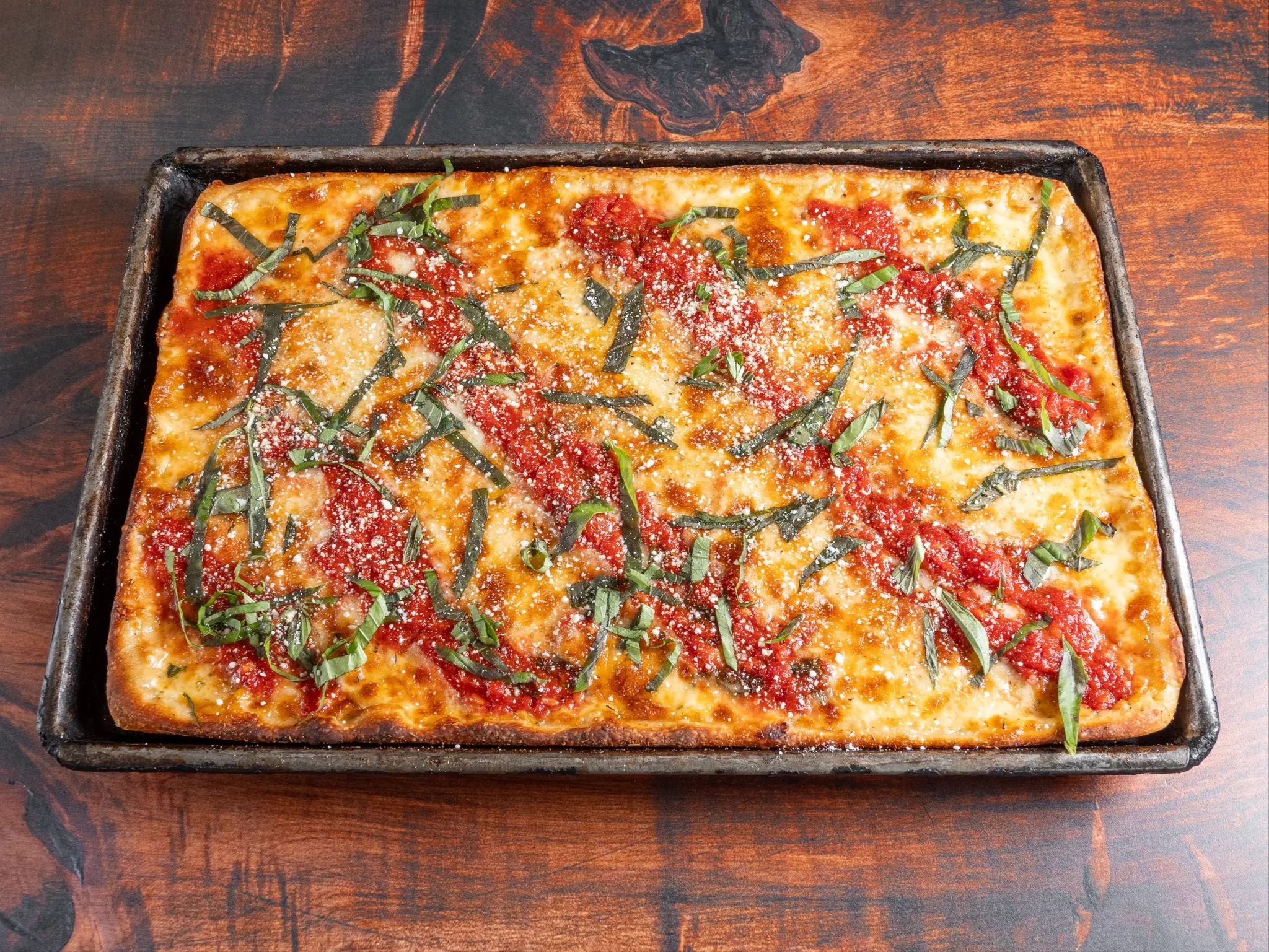 Large Grandmother (Thin Crust) Pizza.