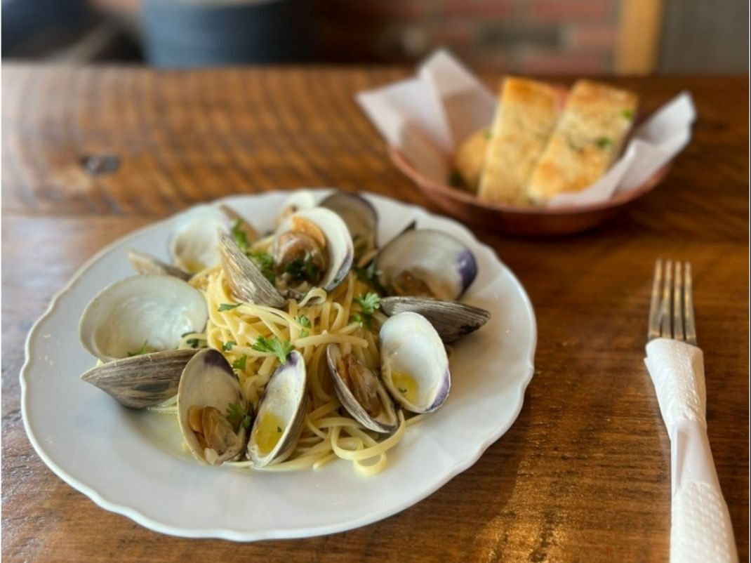 Linguine Clams Garlic Oil.
