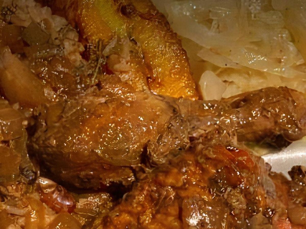 Curry Chicken - lg. ( Dark Meat )