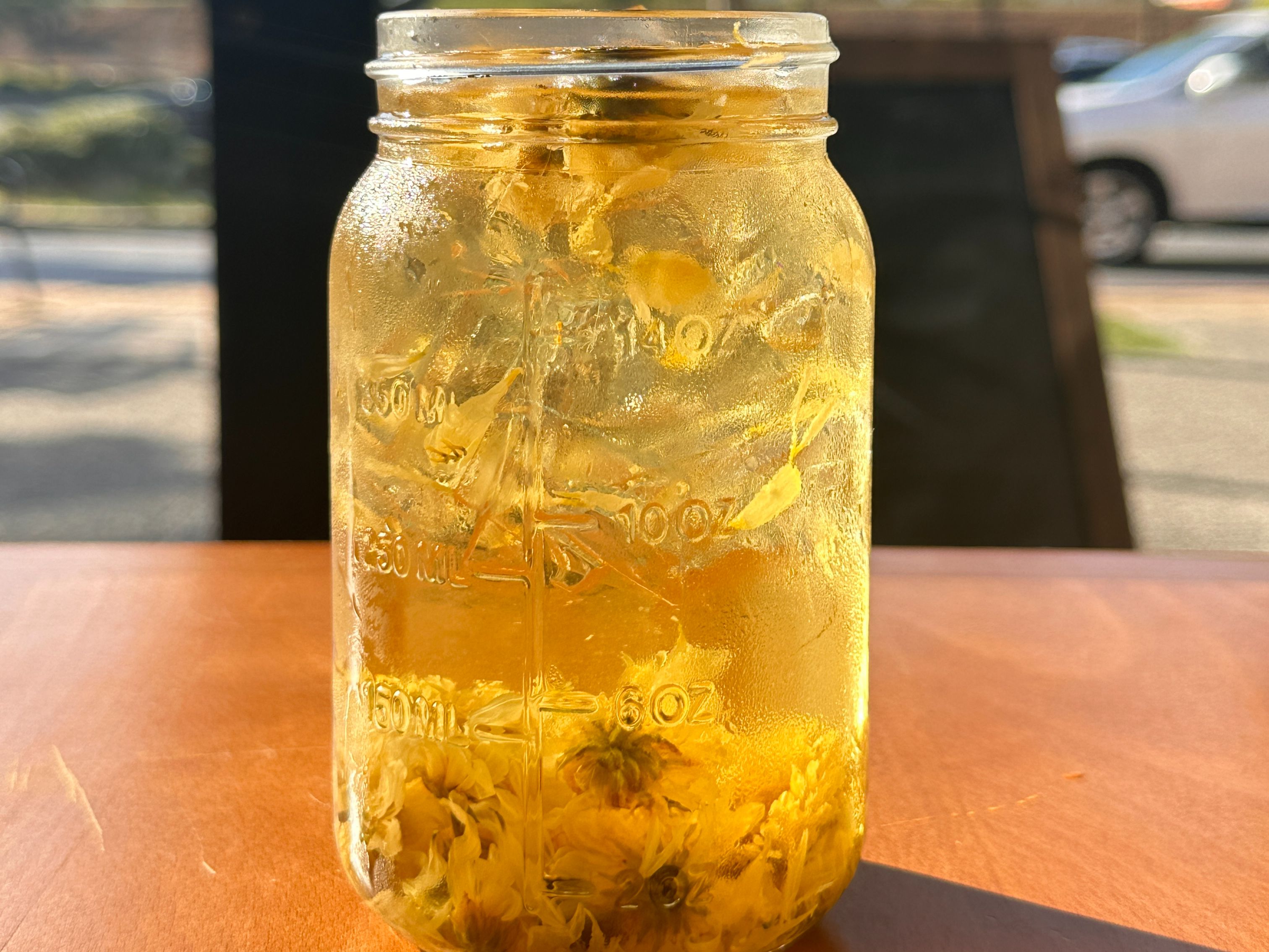 Chrysanthemum Honey Logan Tea.