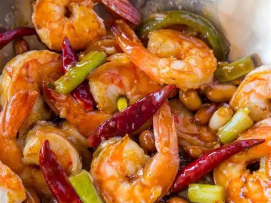Kung Pao Shrimp (Hot & Spicy) / Tôm Kung Pao (Cay Nóng) / 宫保虾仁（香辣）.